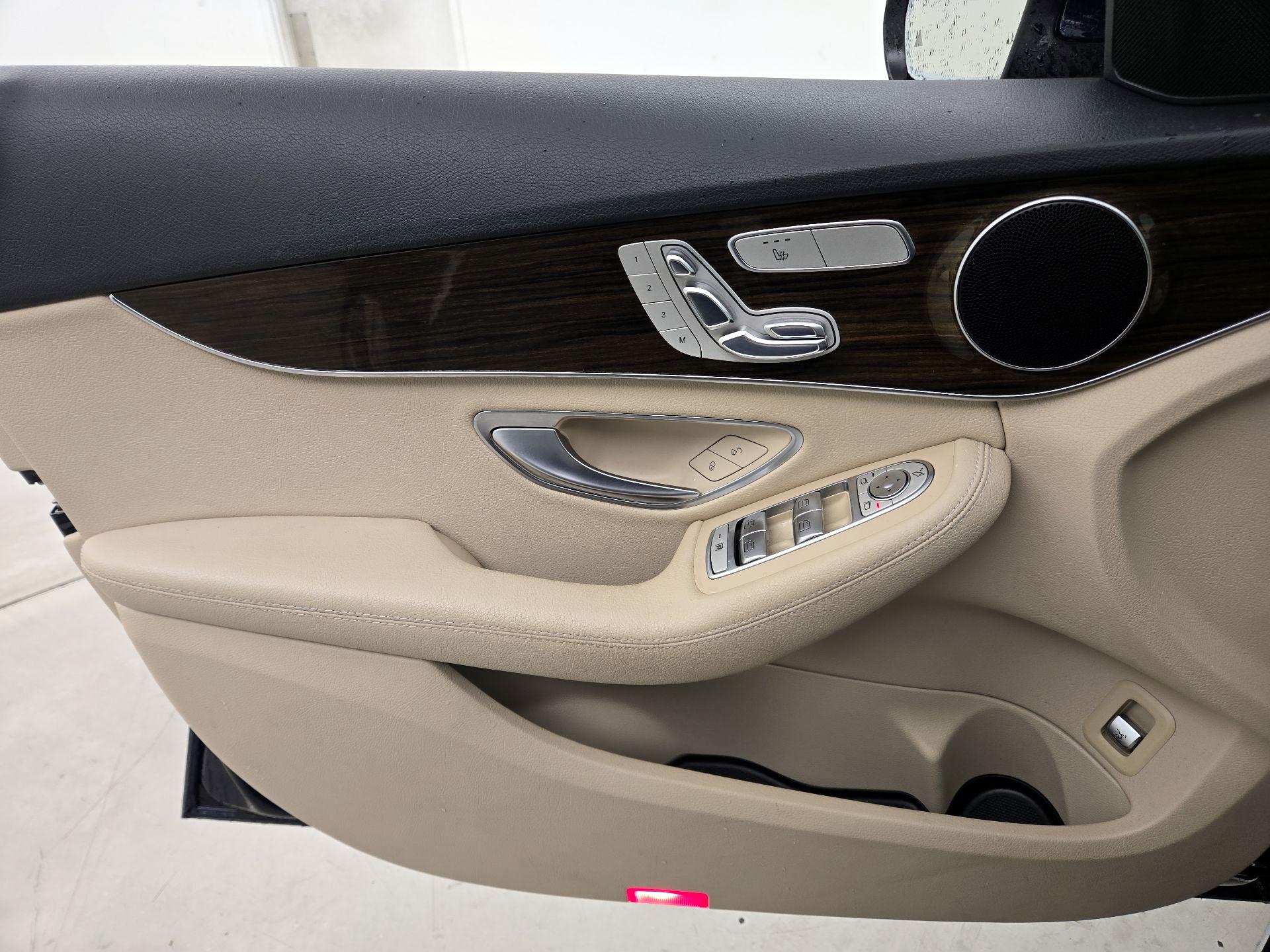 Thumbnail: 2018 Mercedes-Benz C-Class - 12