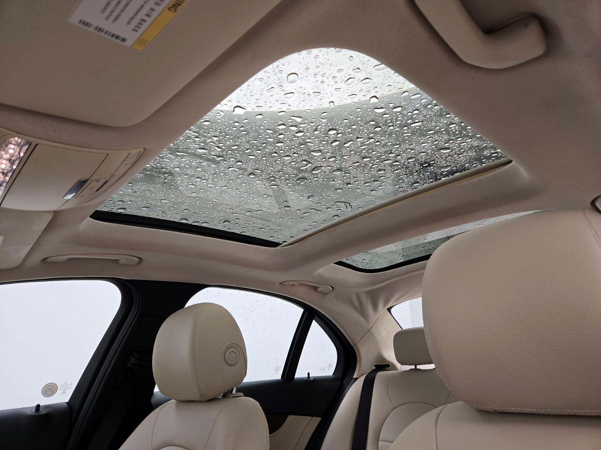 Thumbnail: 2018 Mercedes-Benz C-Class - 19