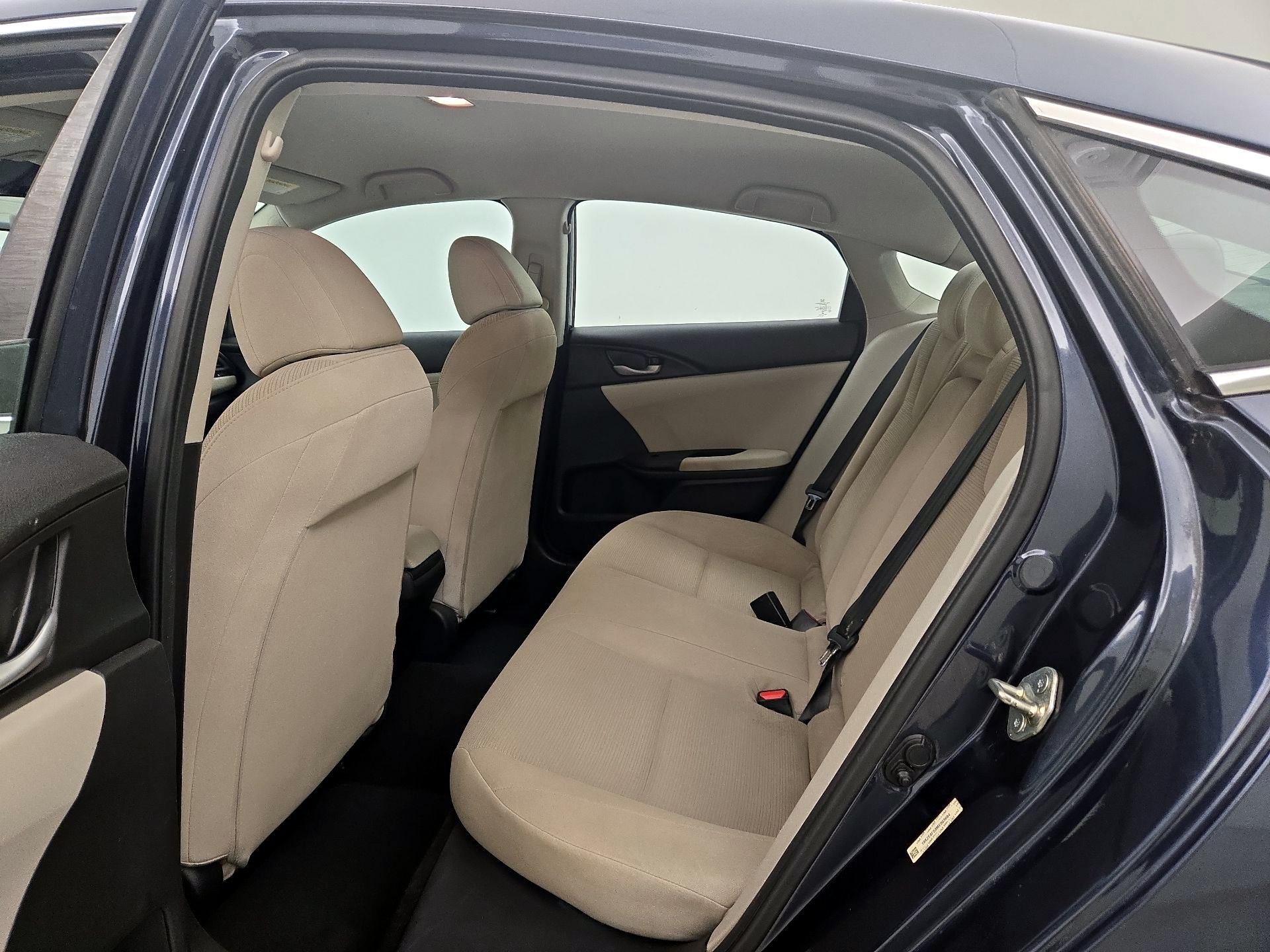 Thumbnail: 2021 Honda Insight - 19