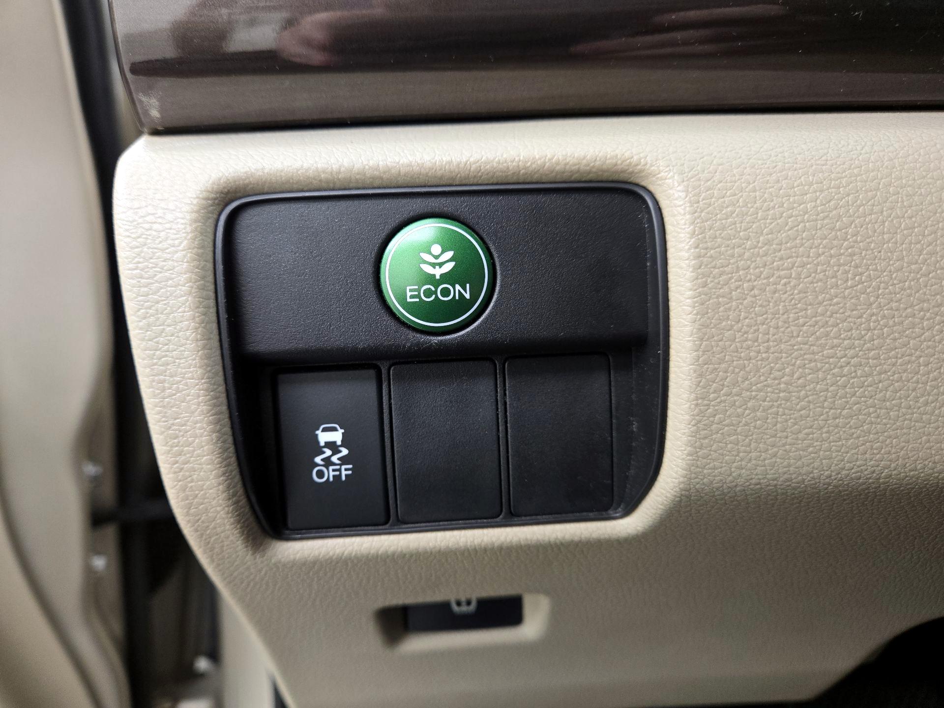 Thumbnail: 2017 Honda Accord - 13