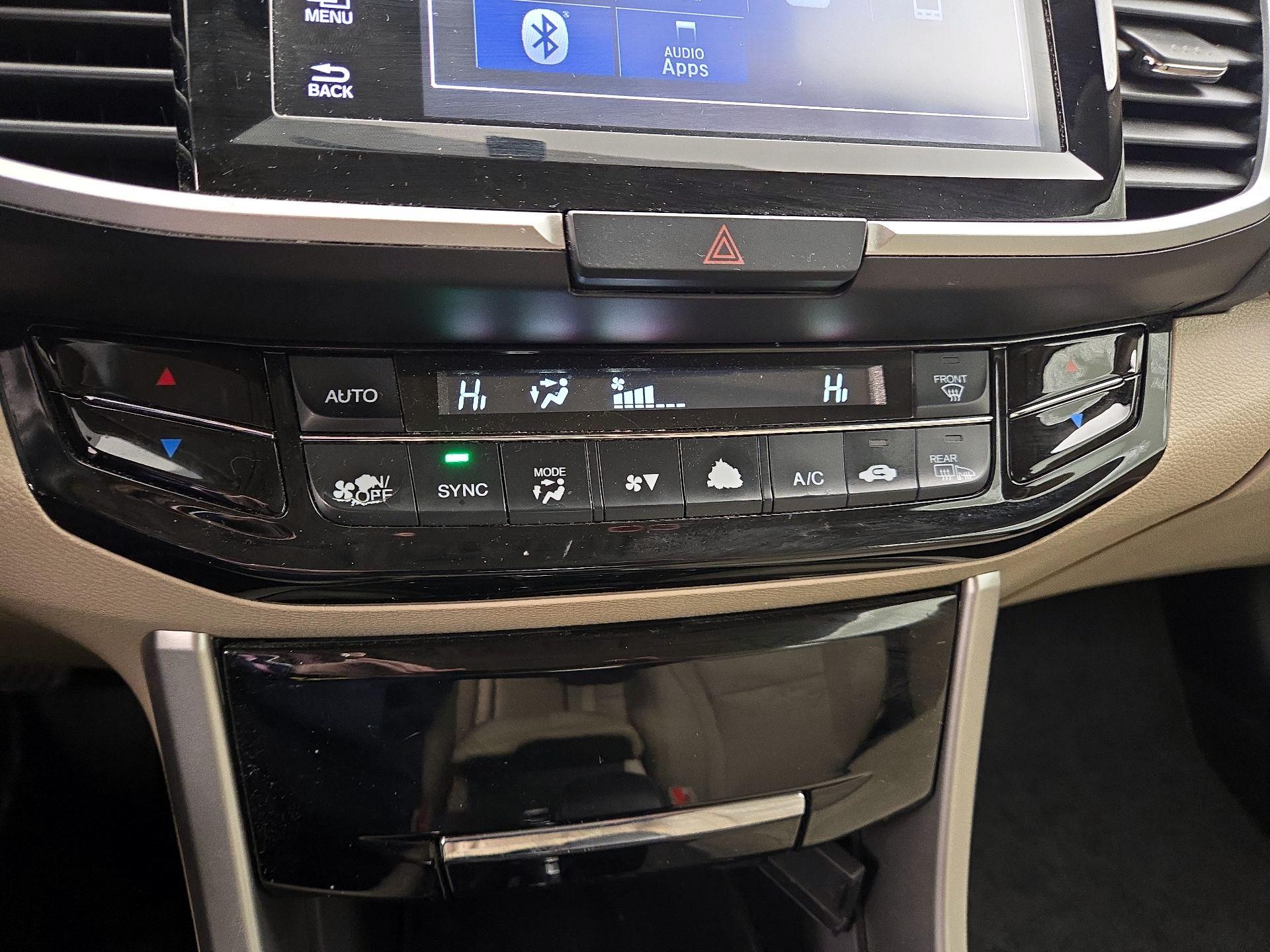 Thumbnail: 2017 Honda Accord - 16