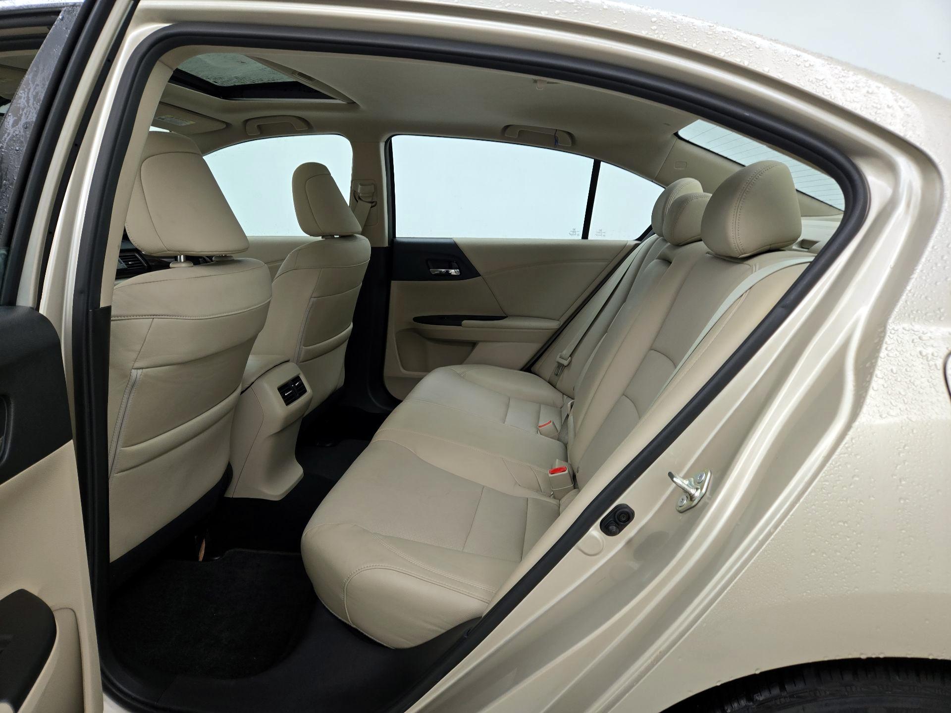 Thumbnail: 2017 Honda Accord - 20