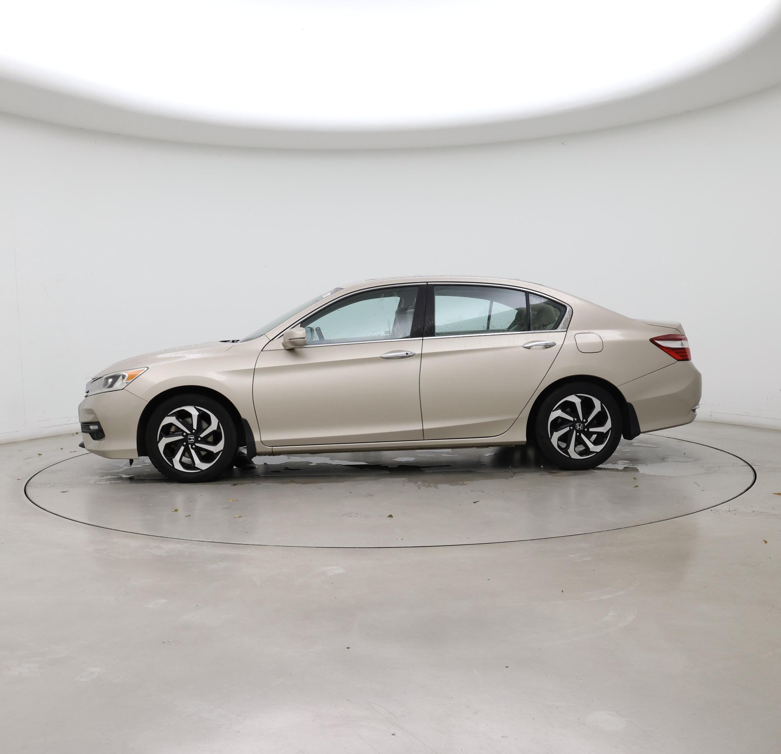 Thumbnail: 2017 Honda Accord - 3