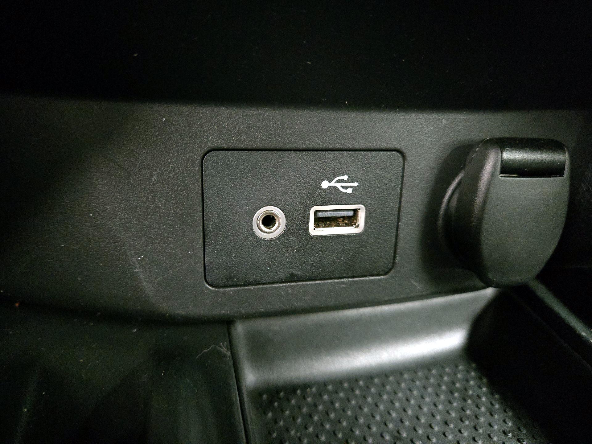 Thumbnail: 2019 Nissan Rogue - 19