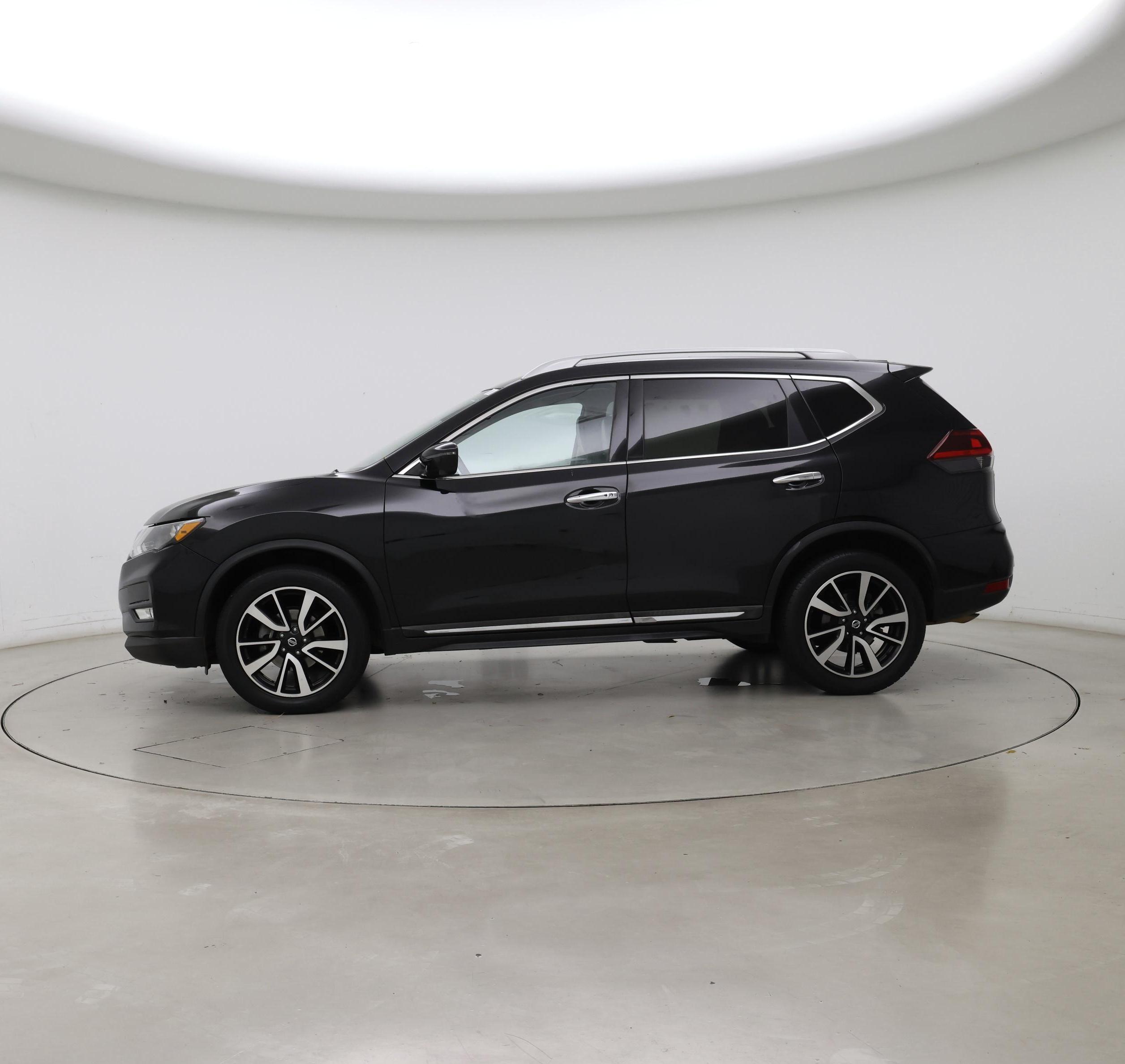 Thumbnail: 2019 Nissan Rogue - 3