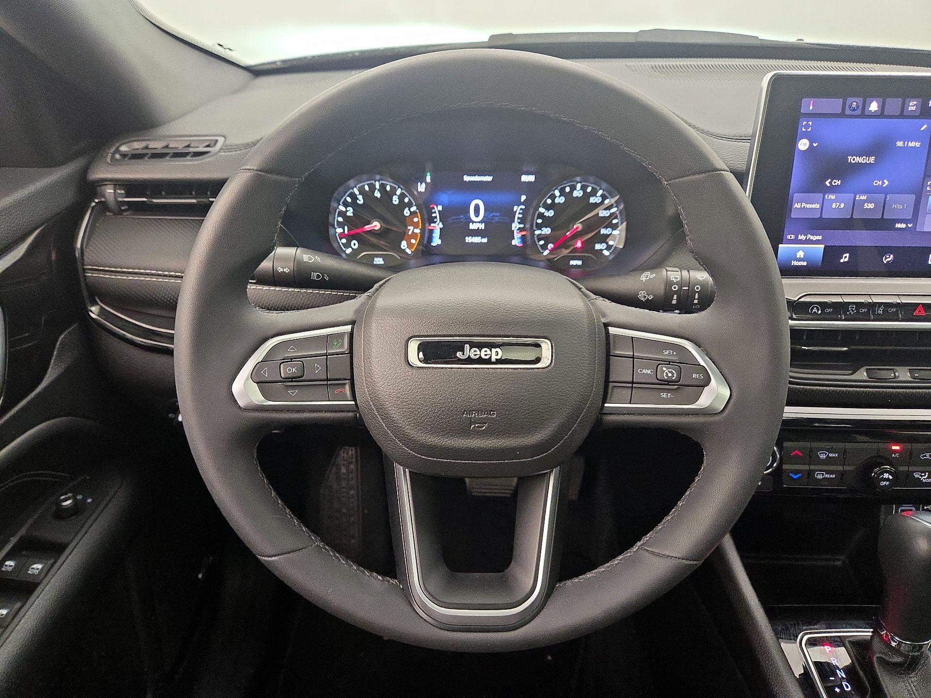 Thumbnail: 2022 Jeep Compass - 10