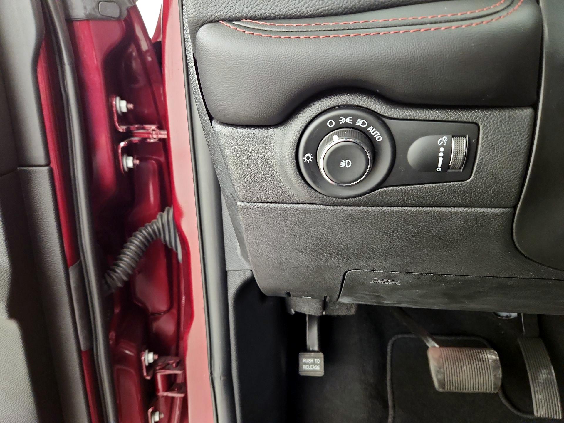 Thumbnail: 2023 Dodge Durango - 13