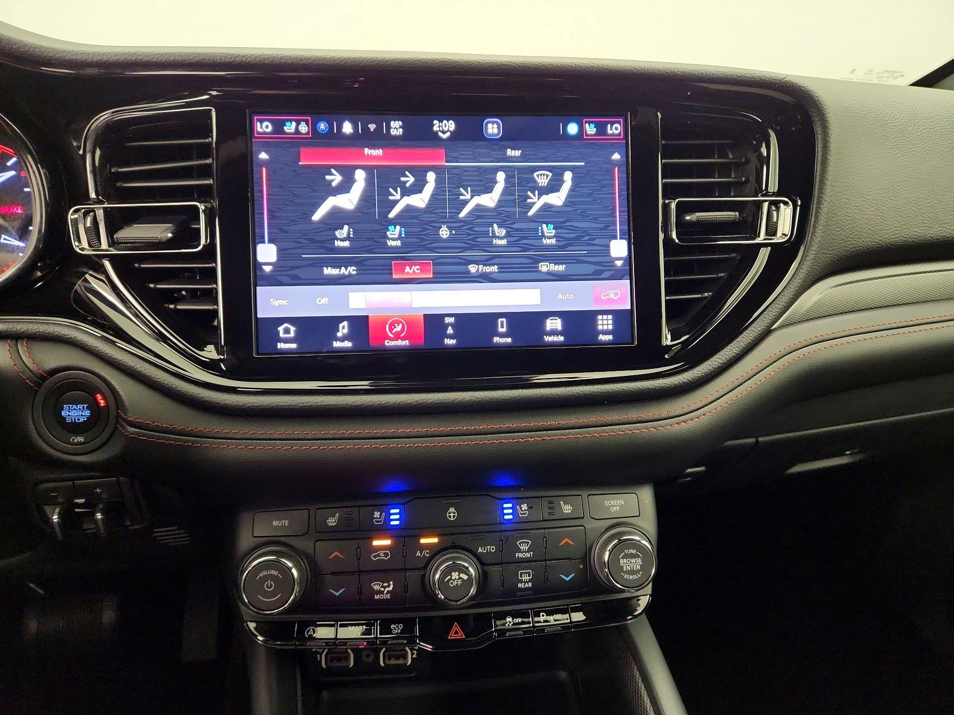 Thumbnail: 2023 Dodge Durango - 17