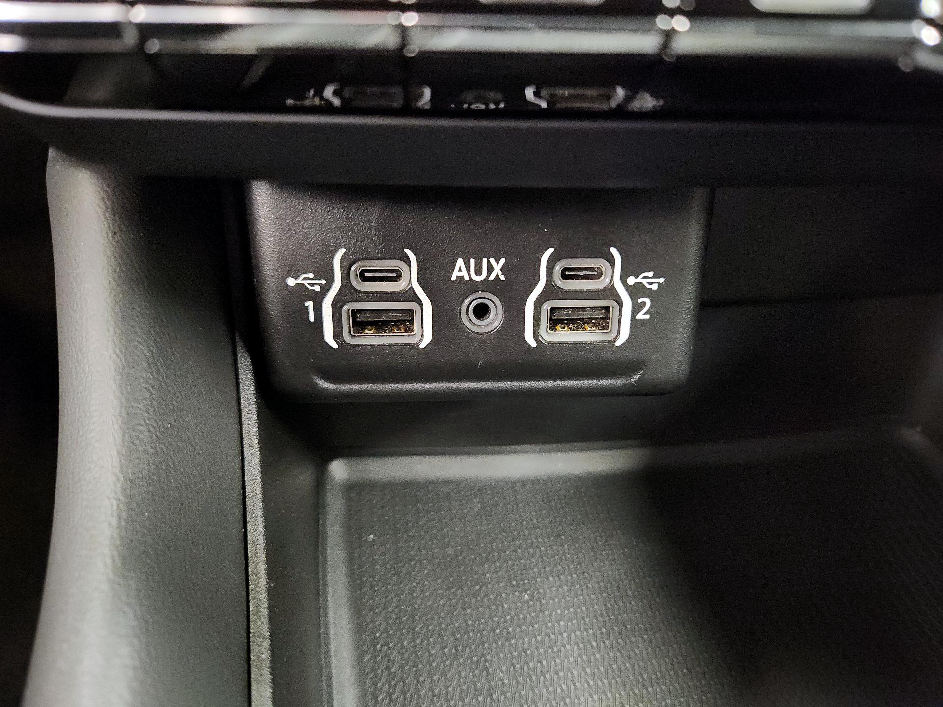 Thumbnail: 2023 Dodge Durango - 19