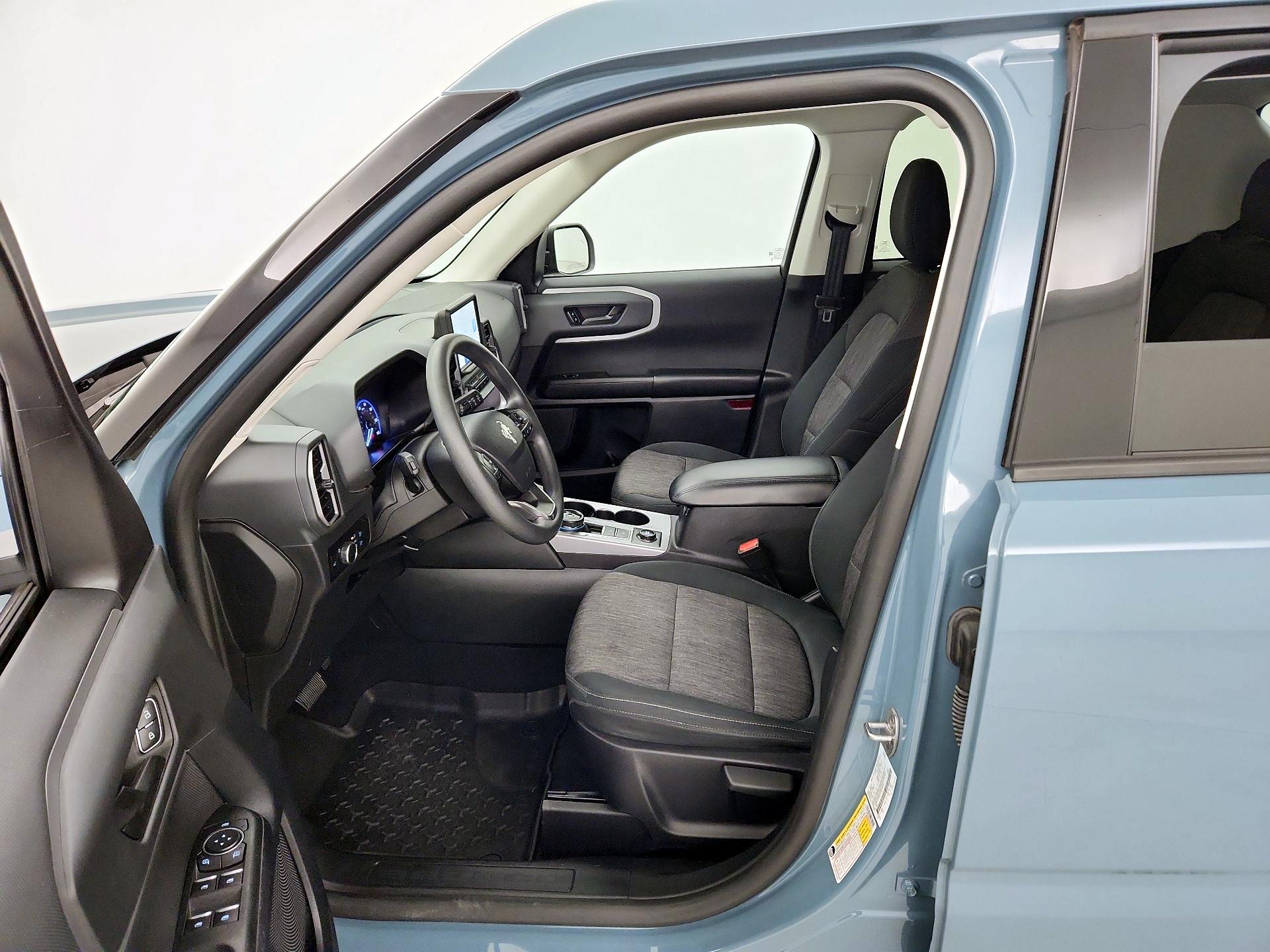 Thumbnail: 2023 Ford Bronco Sport - 11