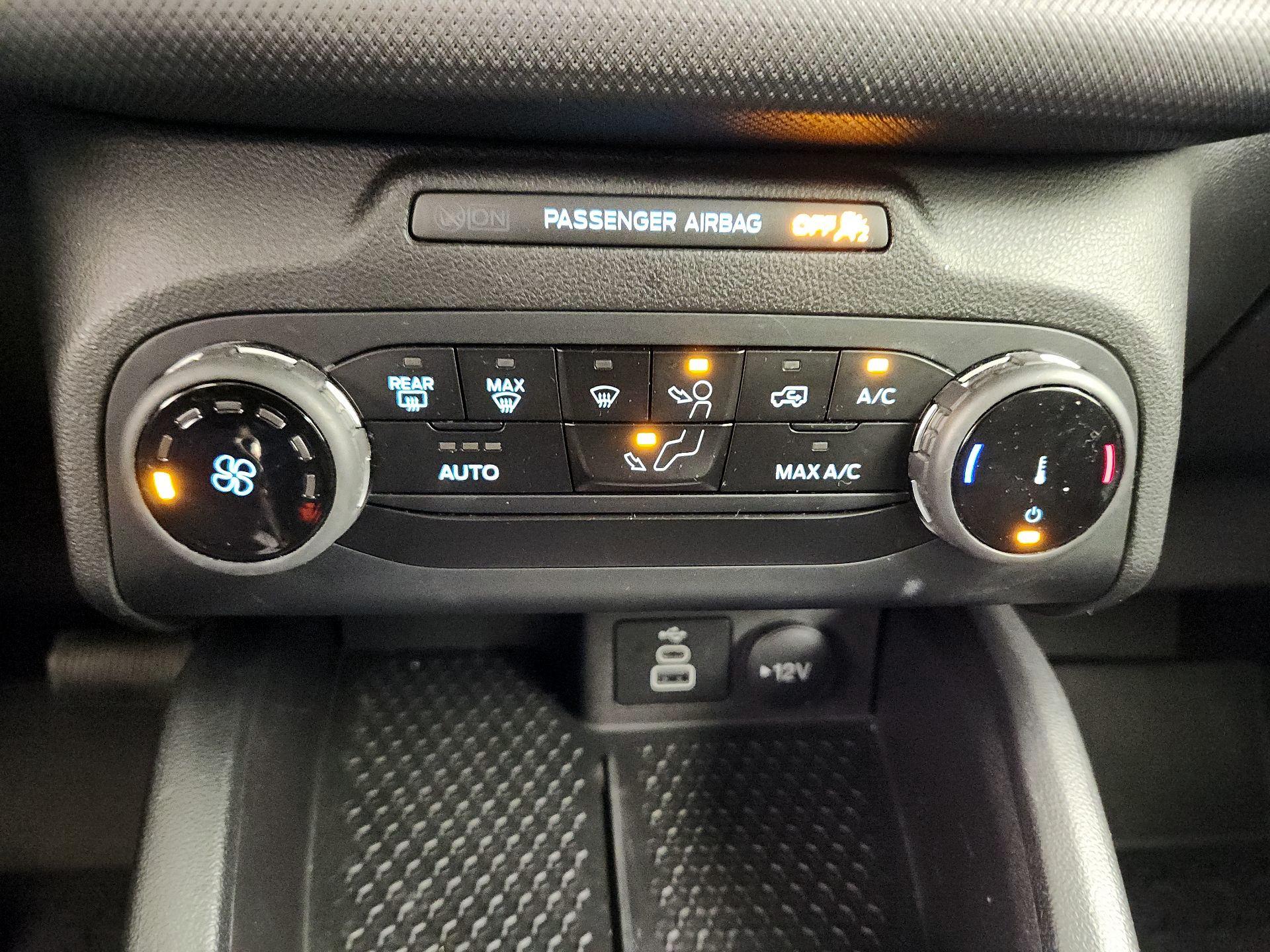 Thumbnail: 2023 Ford Bronco Sport - 16