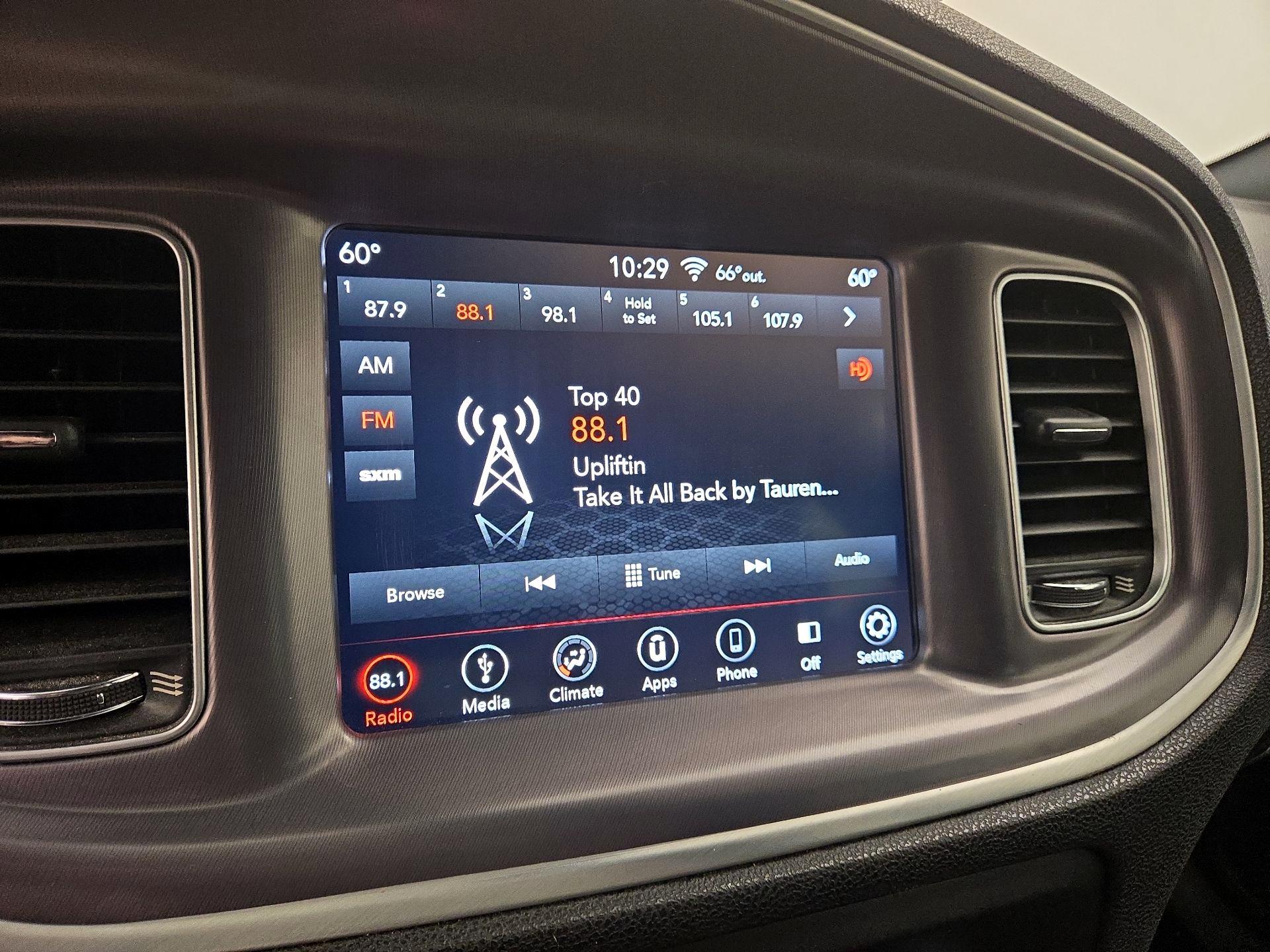 Thumbnail: 2019 Dodge Charger - 15