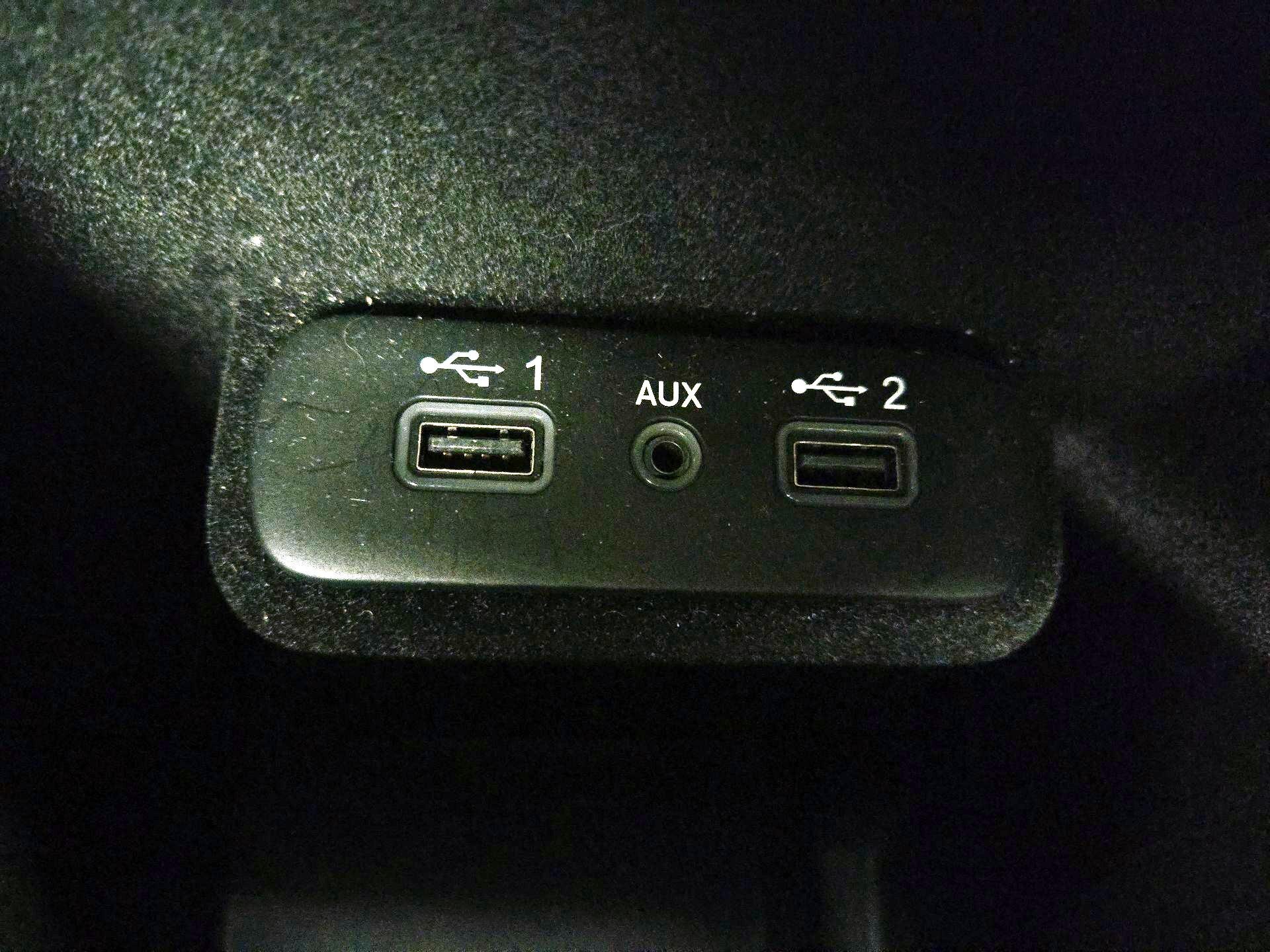 Thumbnail: 2019 Dodge Charger - 18