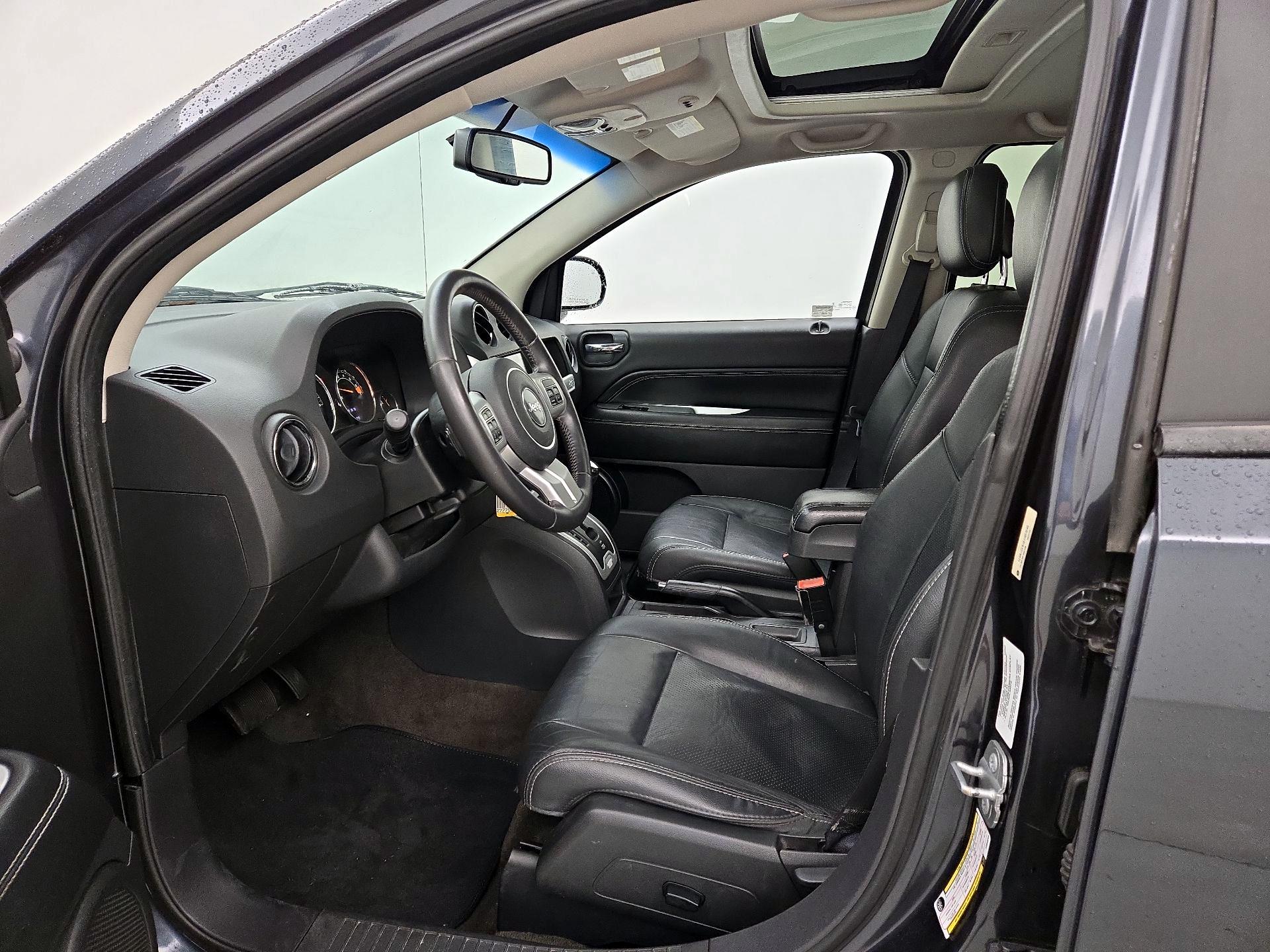 Thumbnail: 2014 Jeep Compass - 11