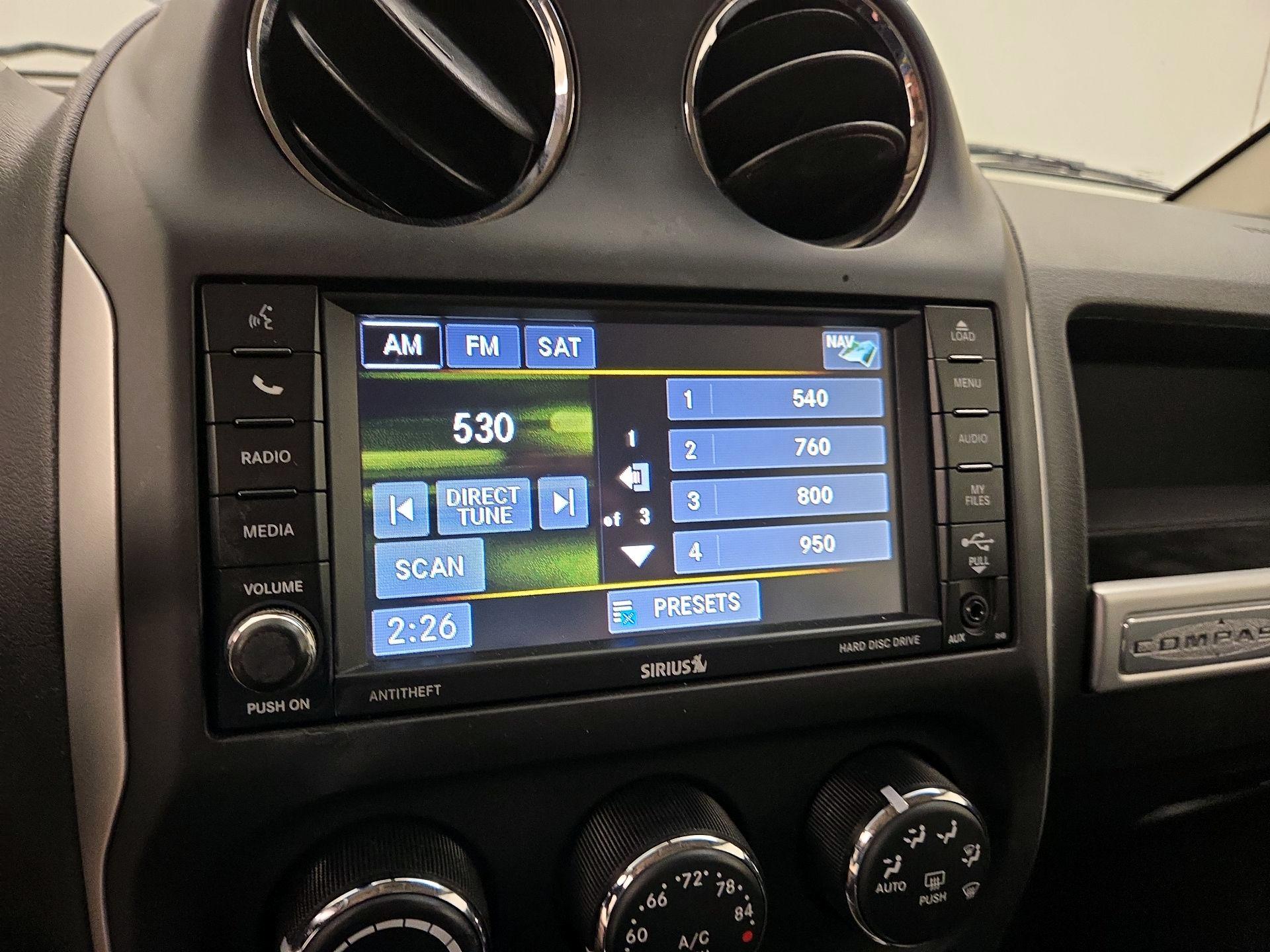 Thumbnail: 2014 Jeep Compass - 14