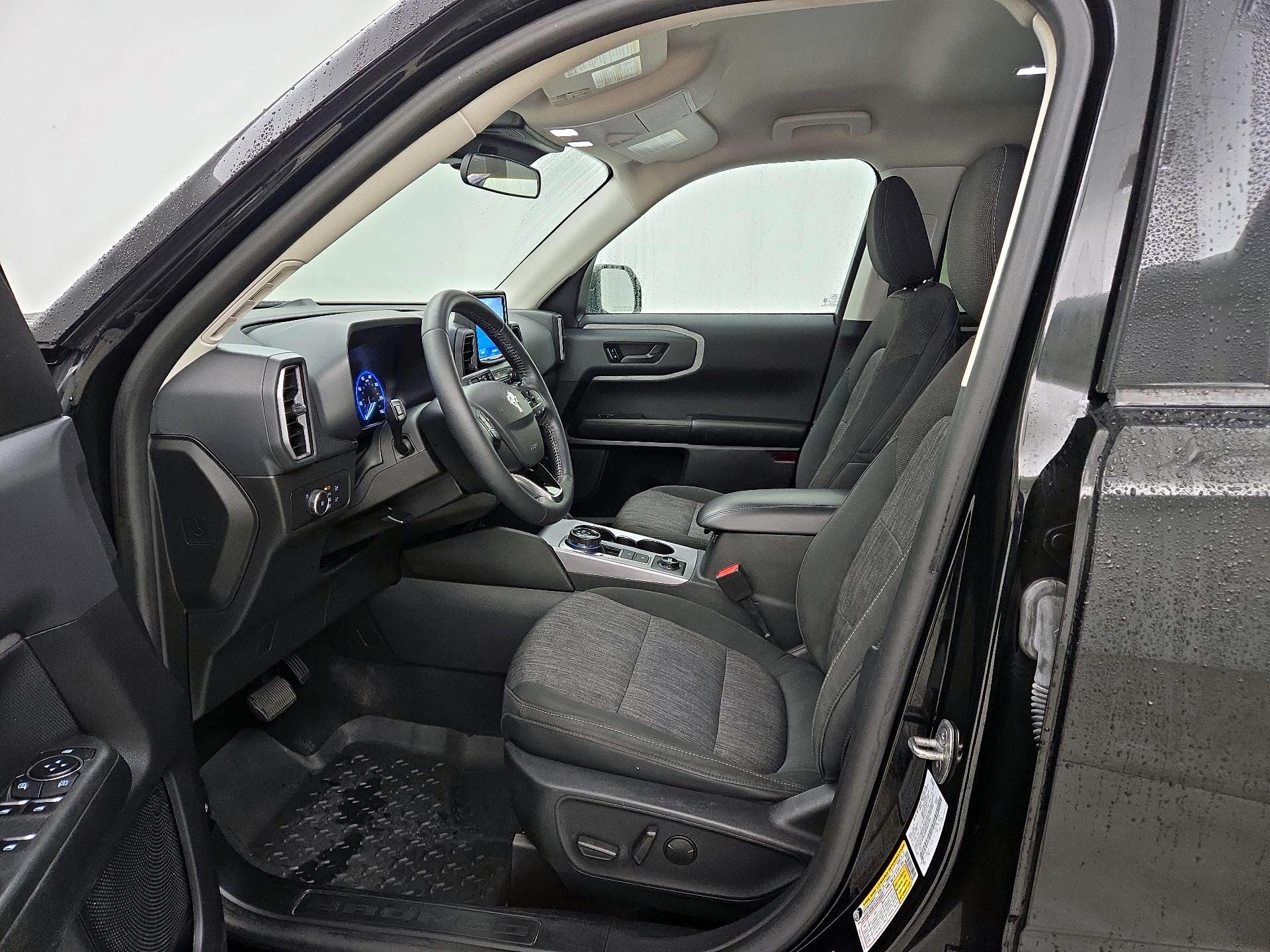 Thumbnail: 2021 Ford Bronco Sport - 11