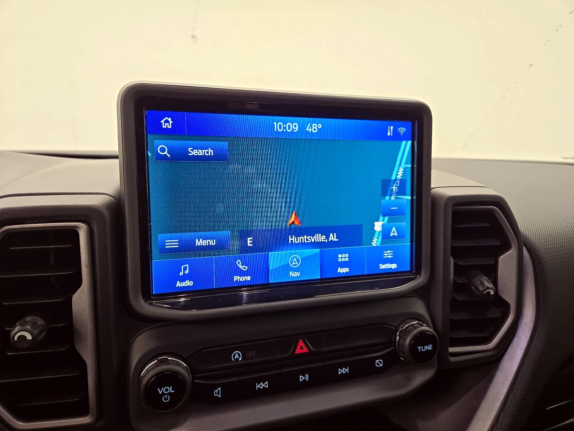 Thumbnail: 2021 Ford Bronco Sport - 14