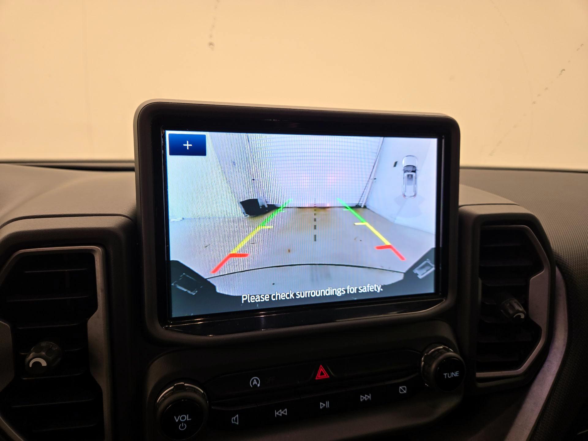 Thumbnail: 2021 Ford Bronco Sport - 15