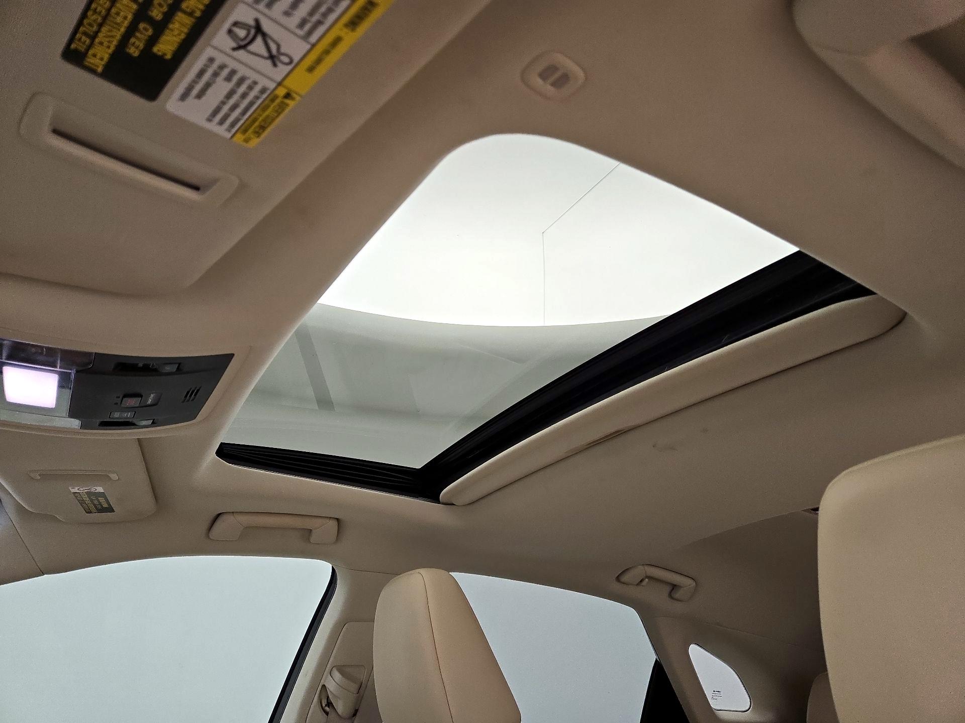 Thumbnail: 2017 Lexus RX - 20