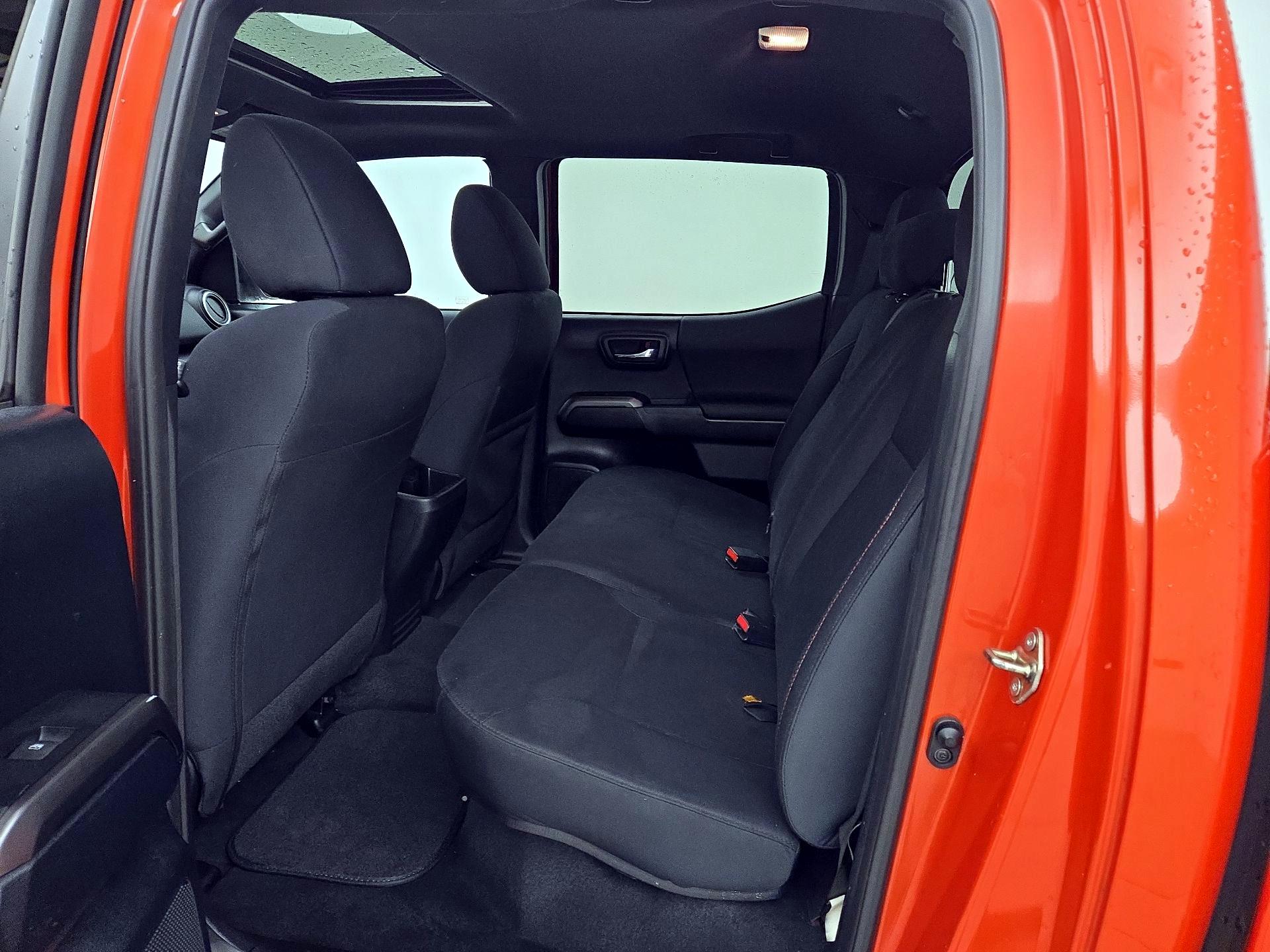 Thumbnail: 2017 Toyota Tacoma - 20