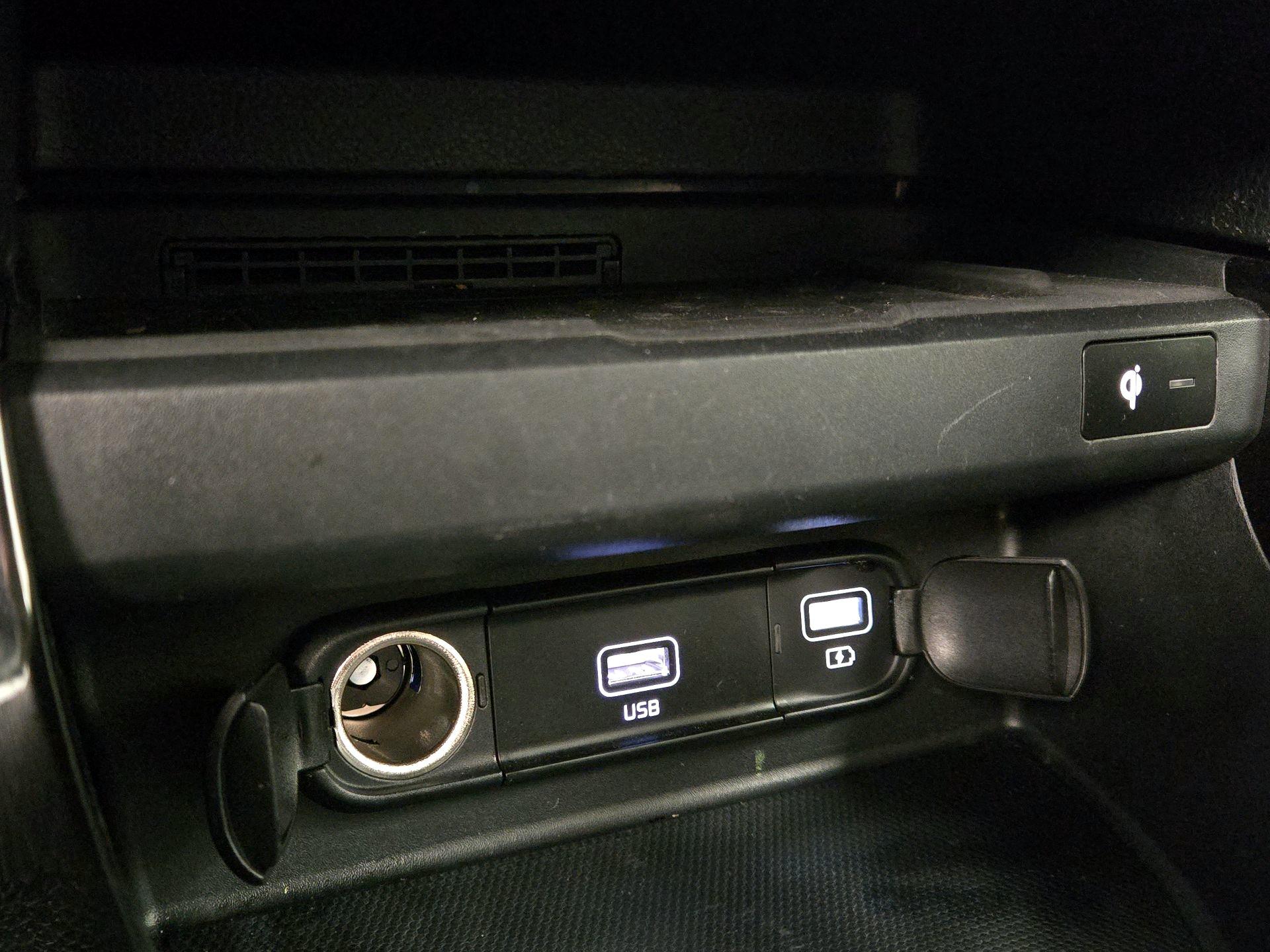 Thumbnail: 2023 Kia Seltos - 19