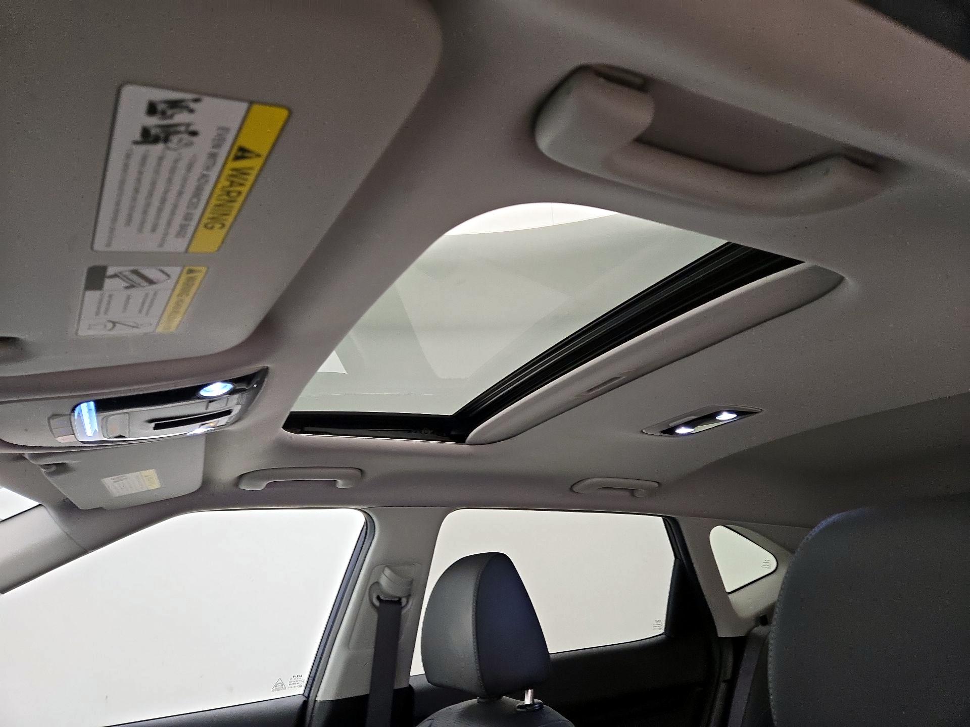 Thumbnail: 2023 Kia Seltos - 20