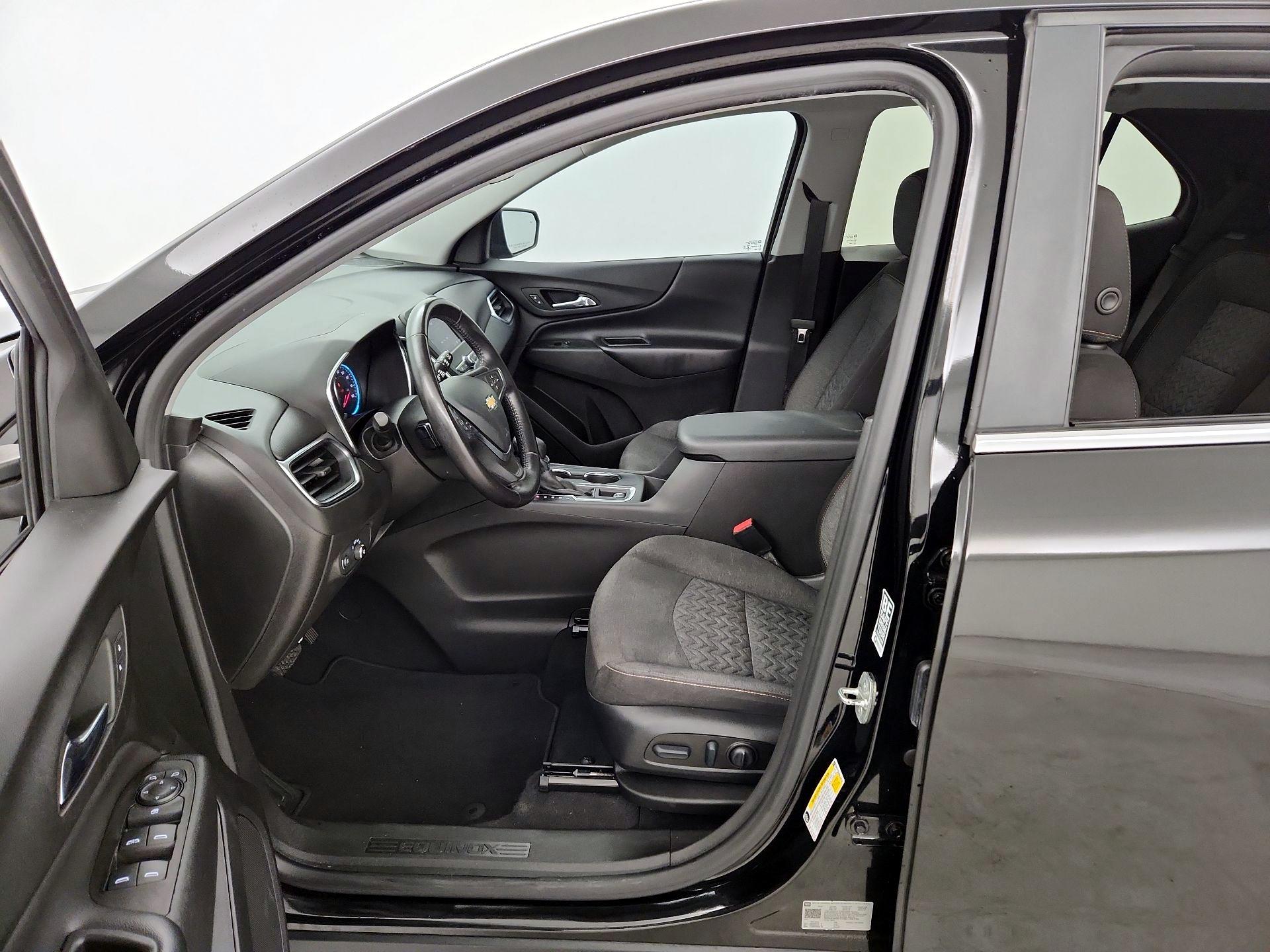 Thumbnail: 2022 Chevrolet Equinox - 11