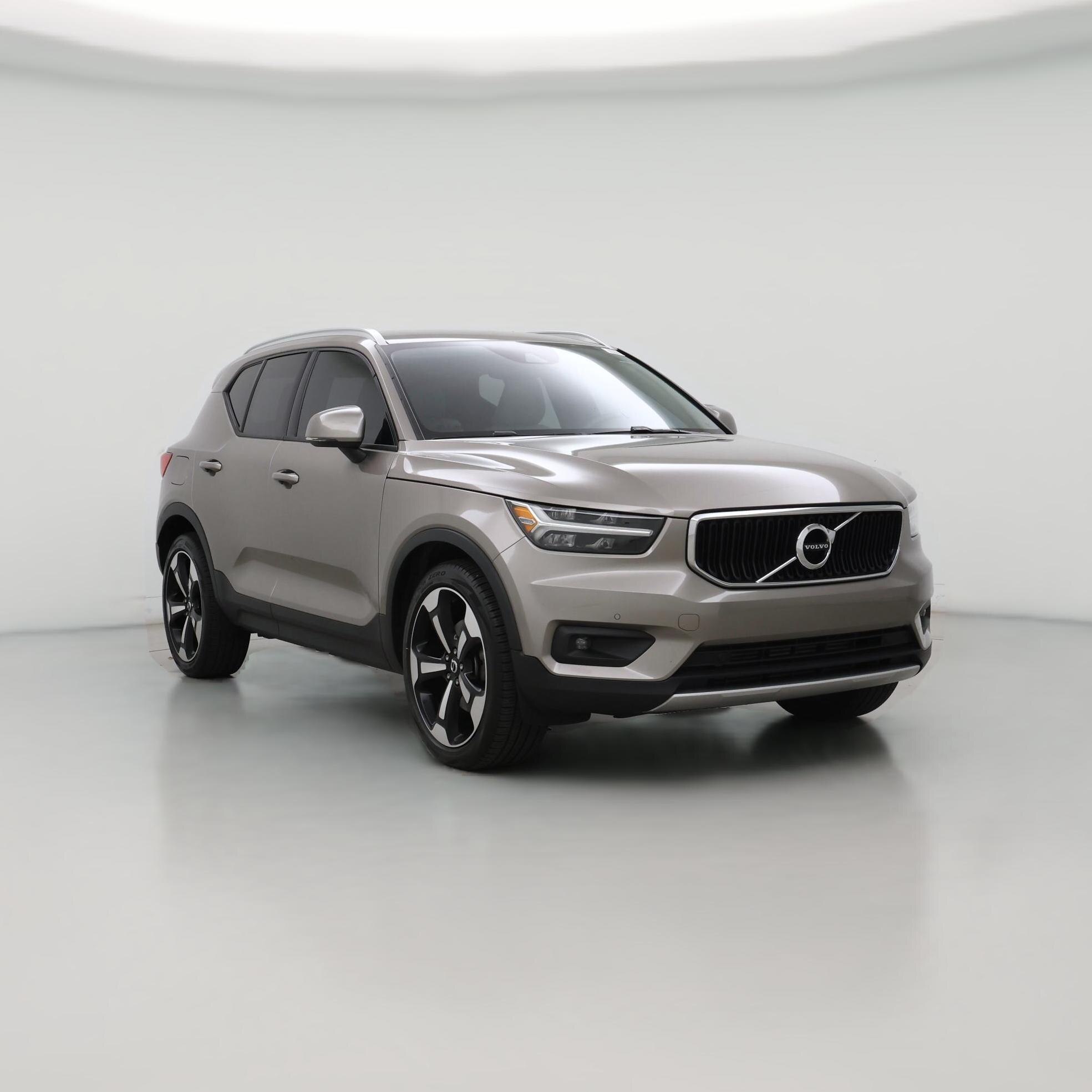 Thumbnail: 2022 Volvo XC40 - 1