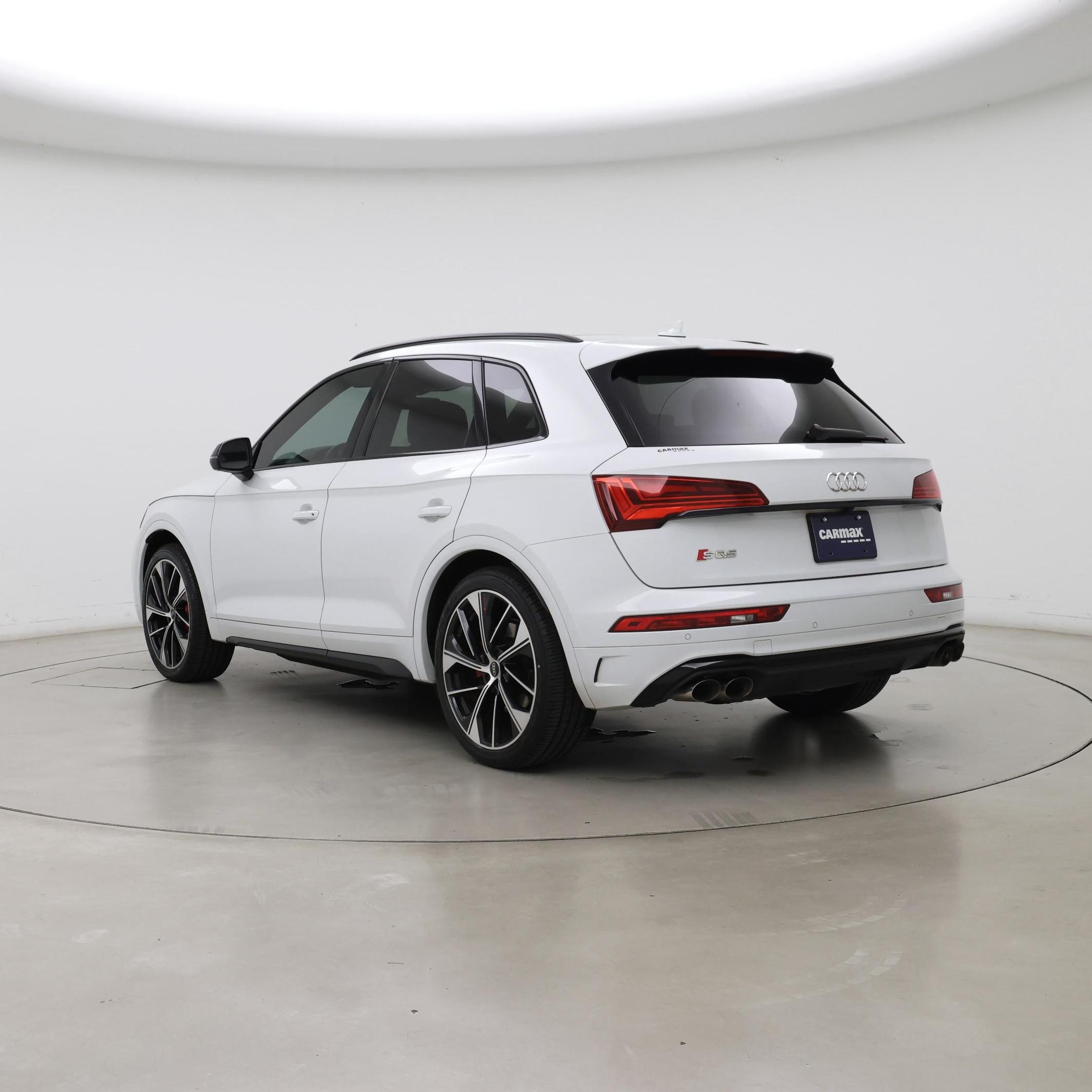 Thumbnail: 2021 Audi SQ5 - 2