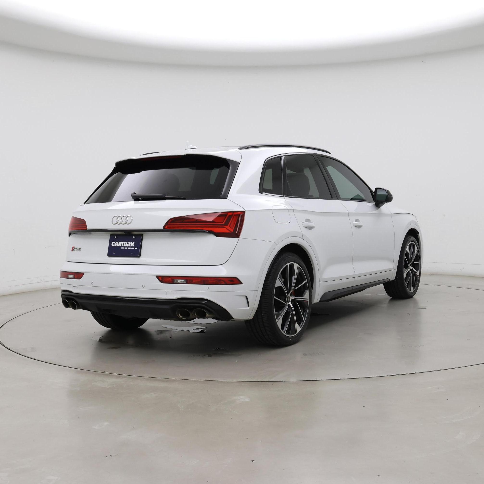 Thumbnail: 2021 Audi SQ5 - 8