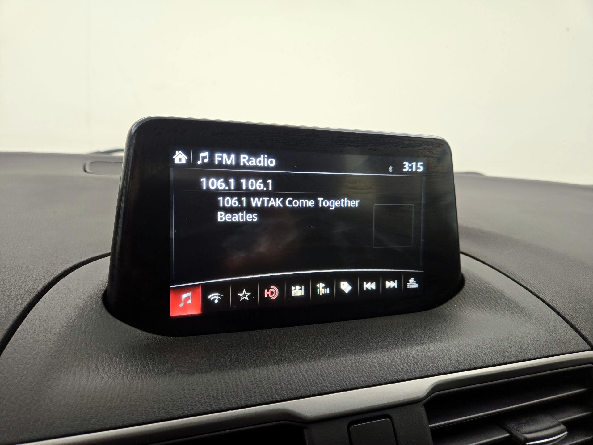 Thumbnail: 2018 Mazda Mazda3 - 16