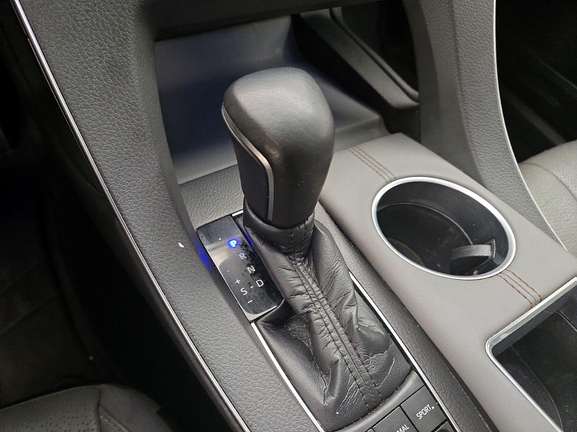 Thumbnail: 2021 Toyota Avalon - 18