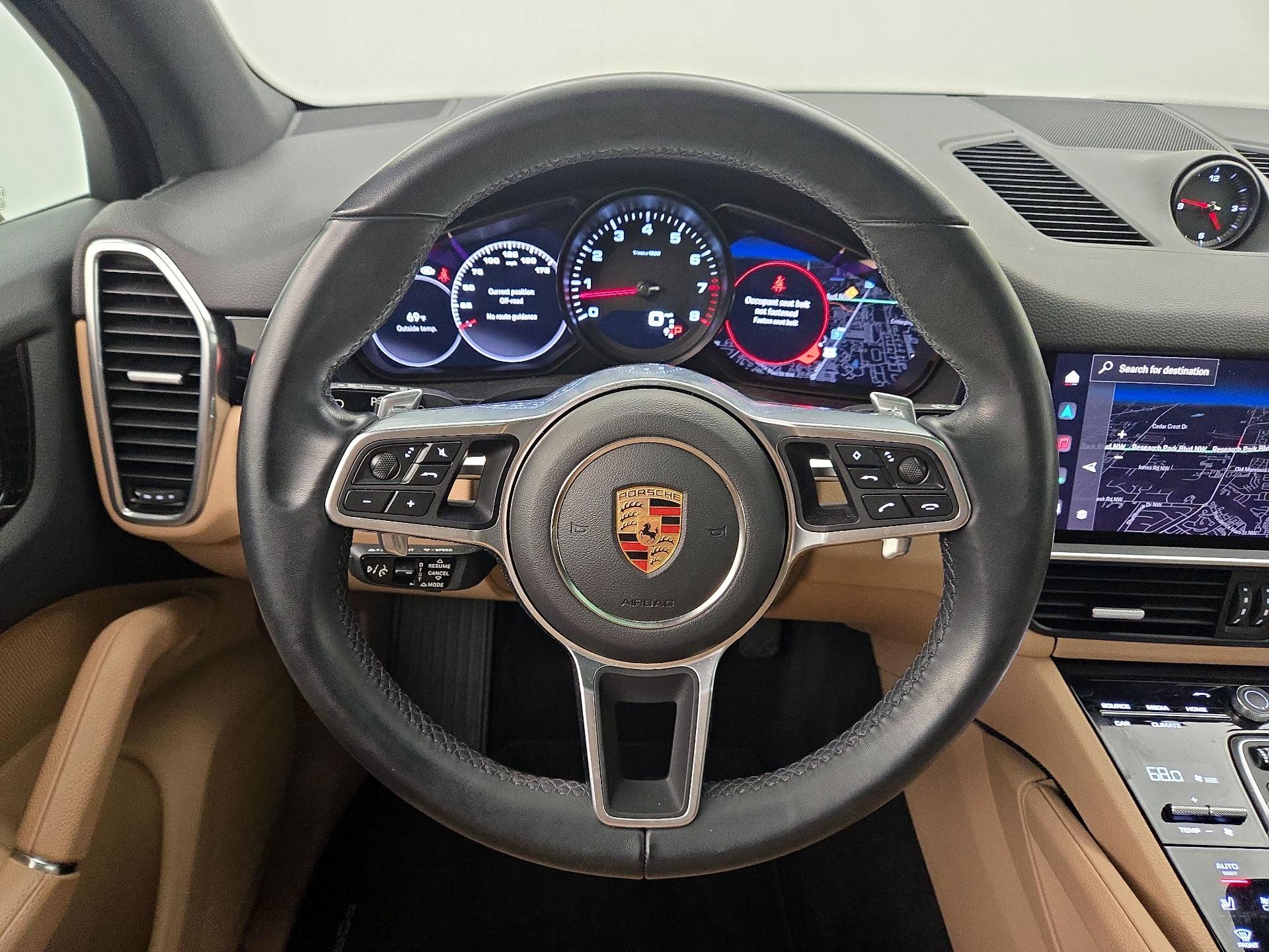 Thumbnail: 2023 Porsche Cayenne - 10