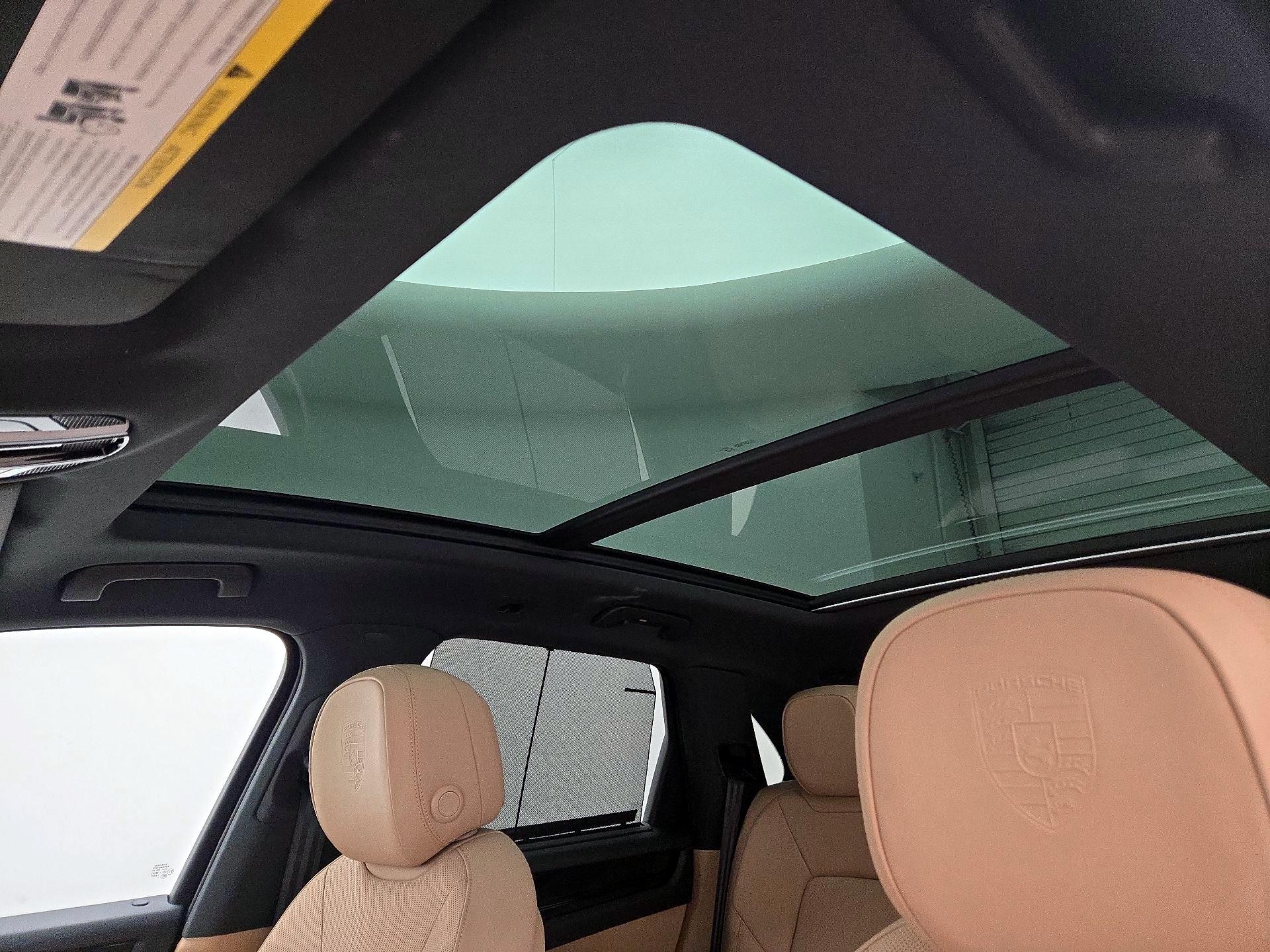 Thumbnail: 2023 Porsche Cayenne - 20