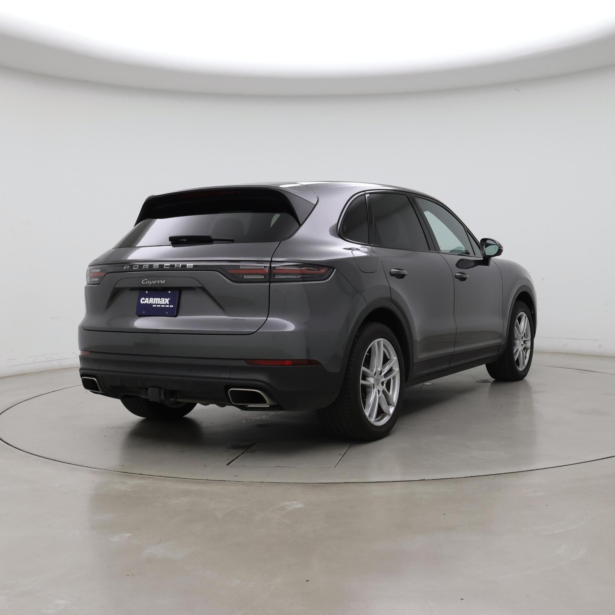 Thumbnail: 2023 Porsche Cayenne - 8