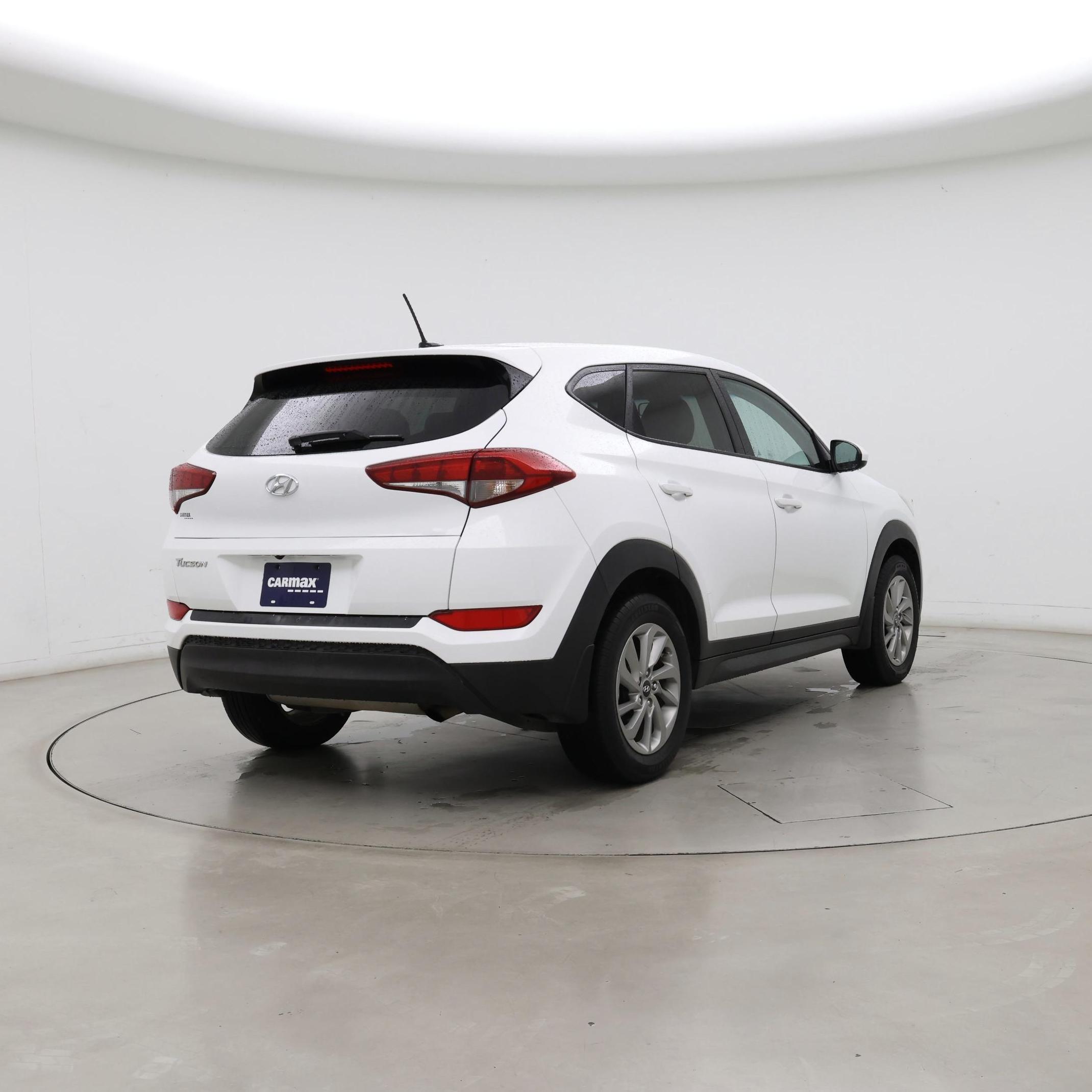 Thumbnail: 2017 Hyundai Tucson - 8