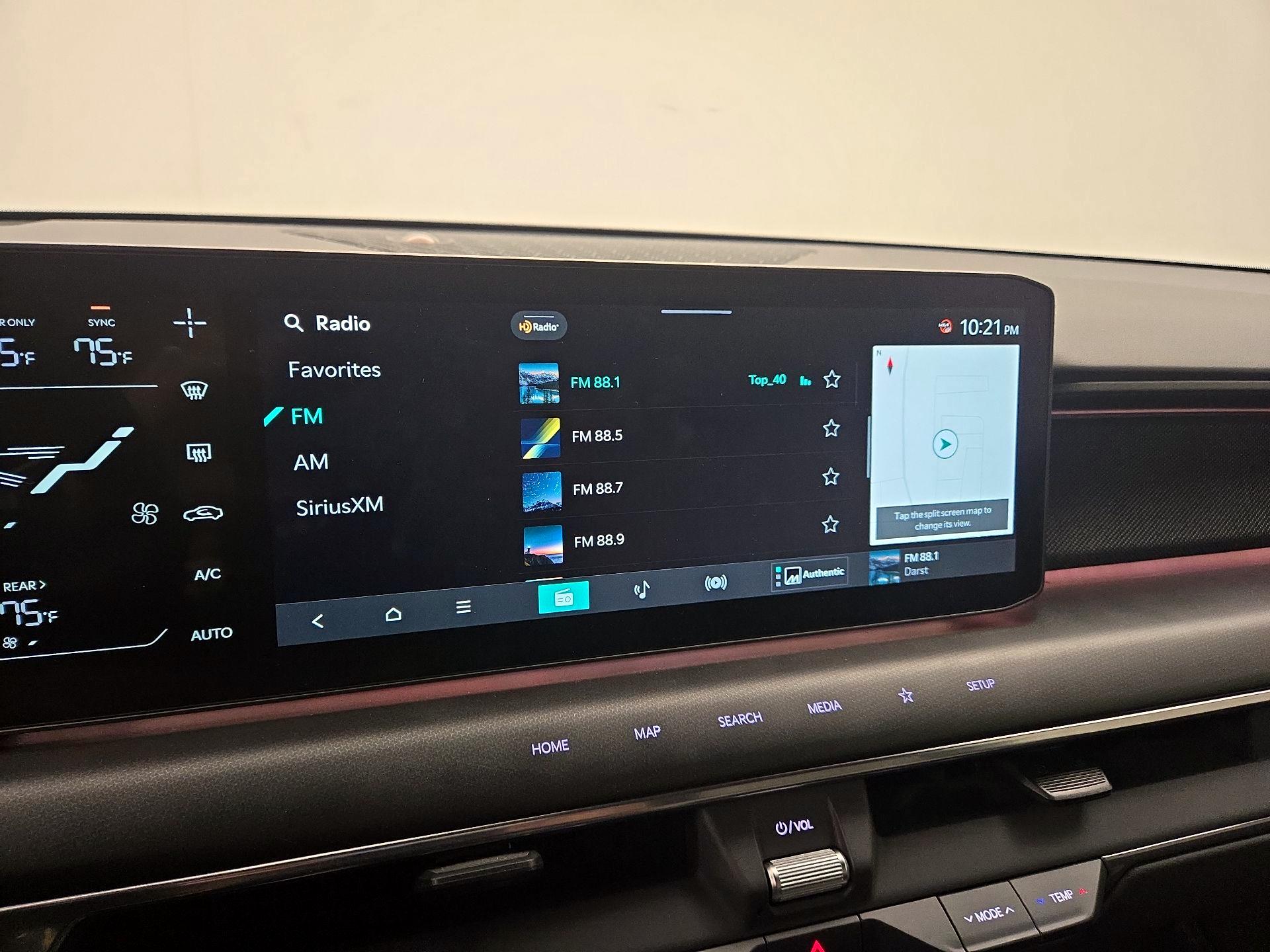 Thumbnail: 2024 Kia EV9 - 16