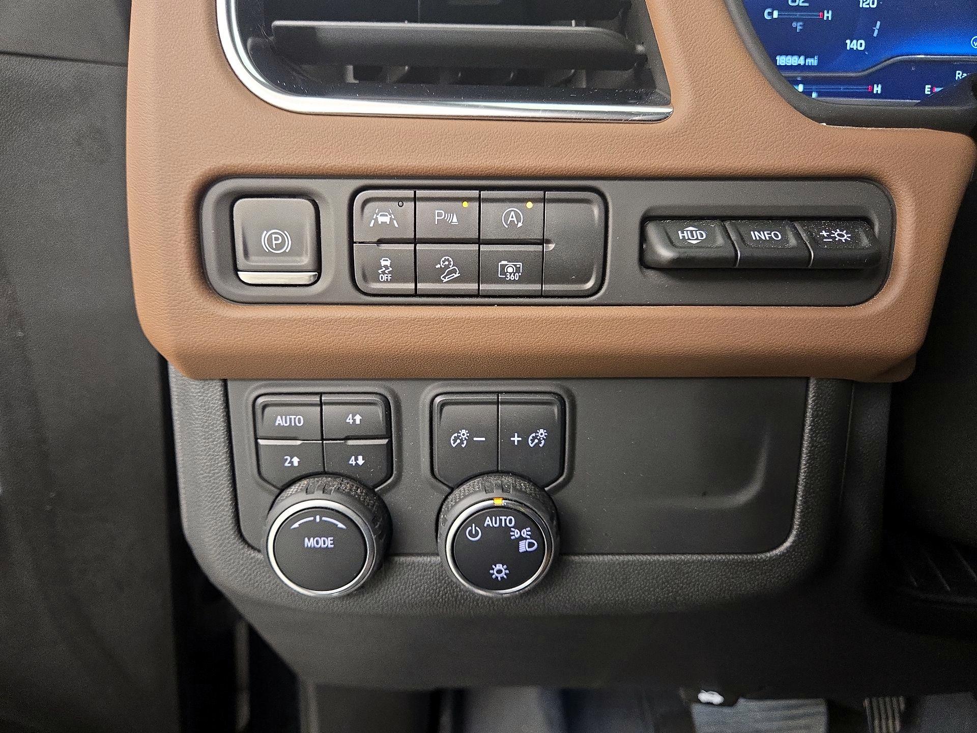 Thumbnail: 2023 Chevrolet Tahoe - 13