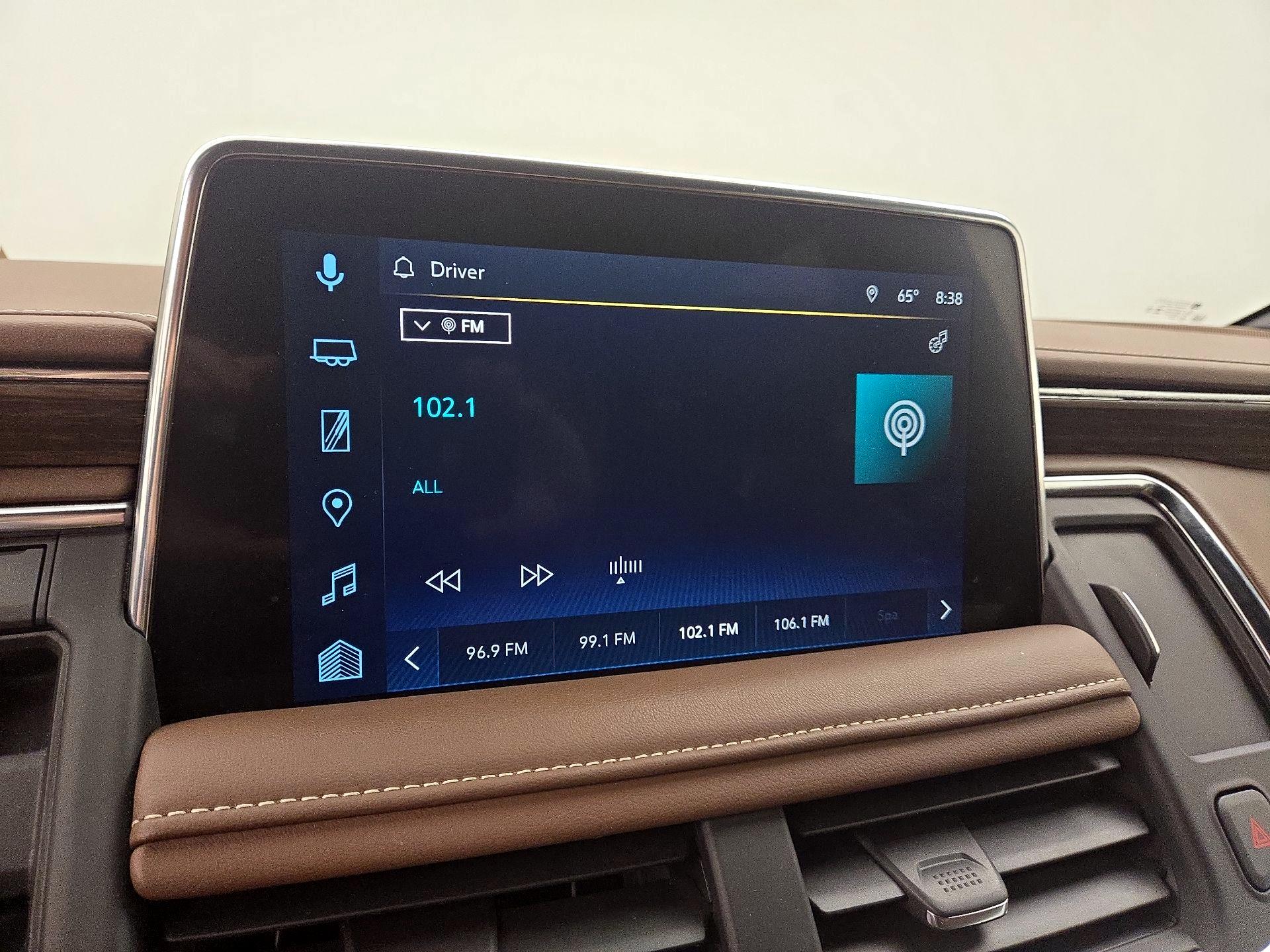 Thumbnail: 2023 Chevrolet Tahoe - 15