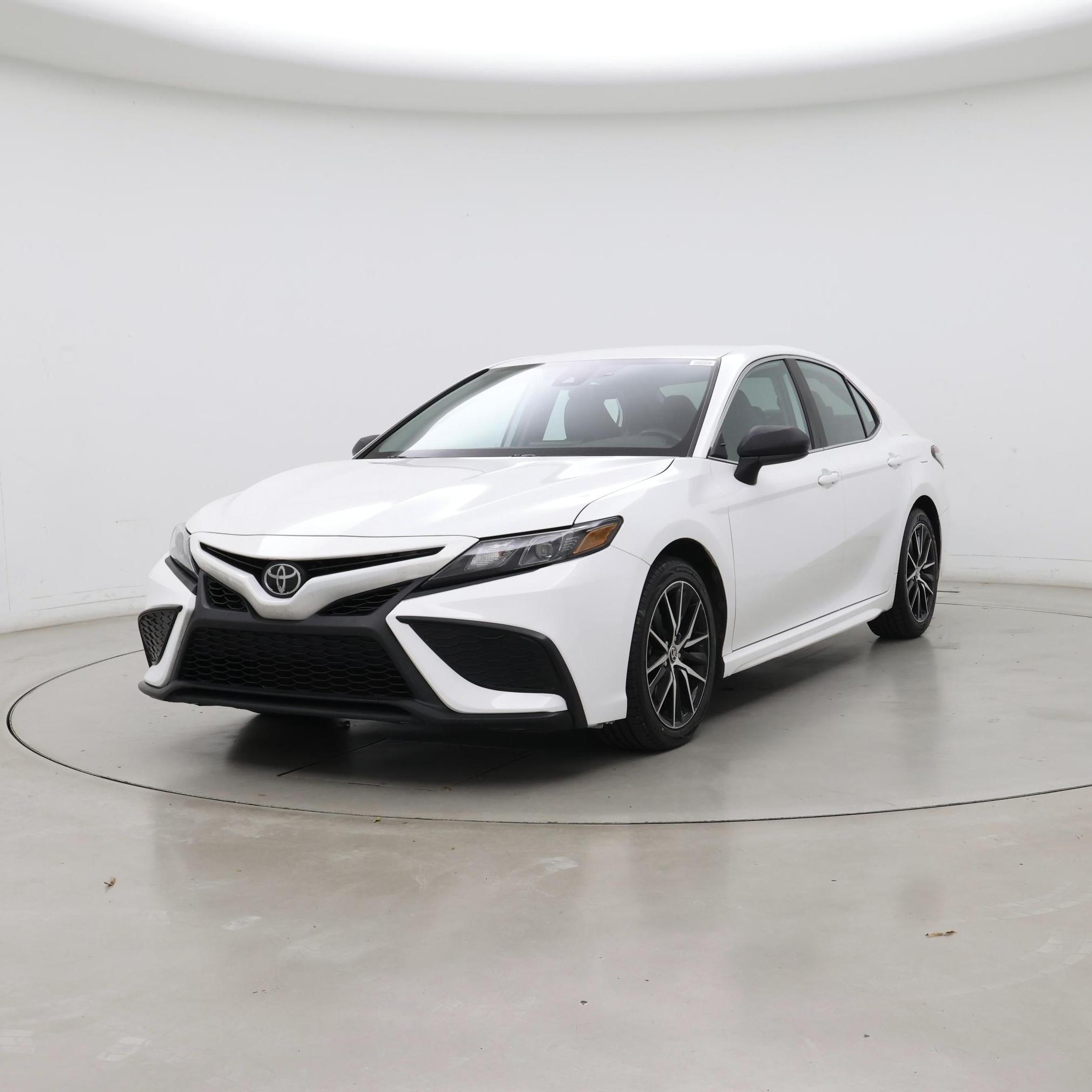 Thumbnail: 2021 Toyota Camry - 4