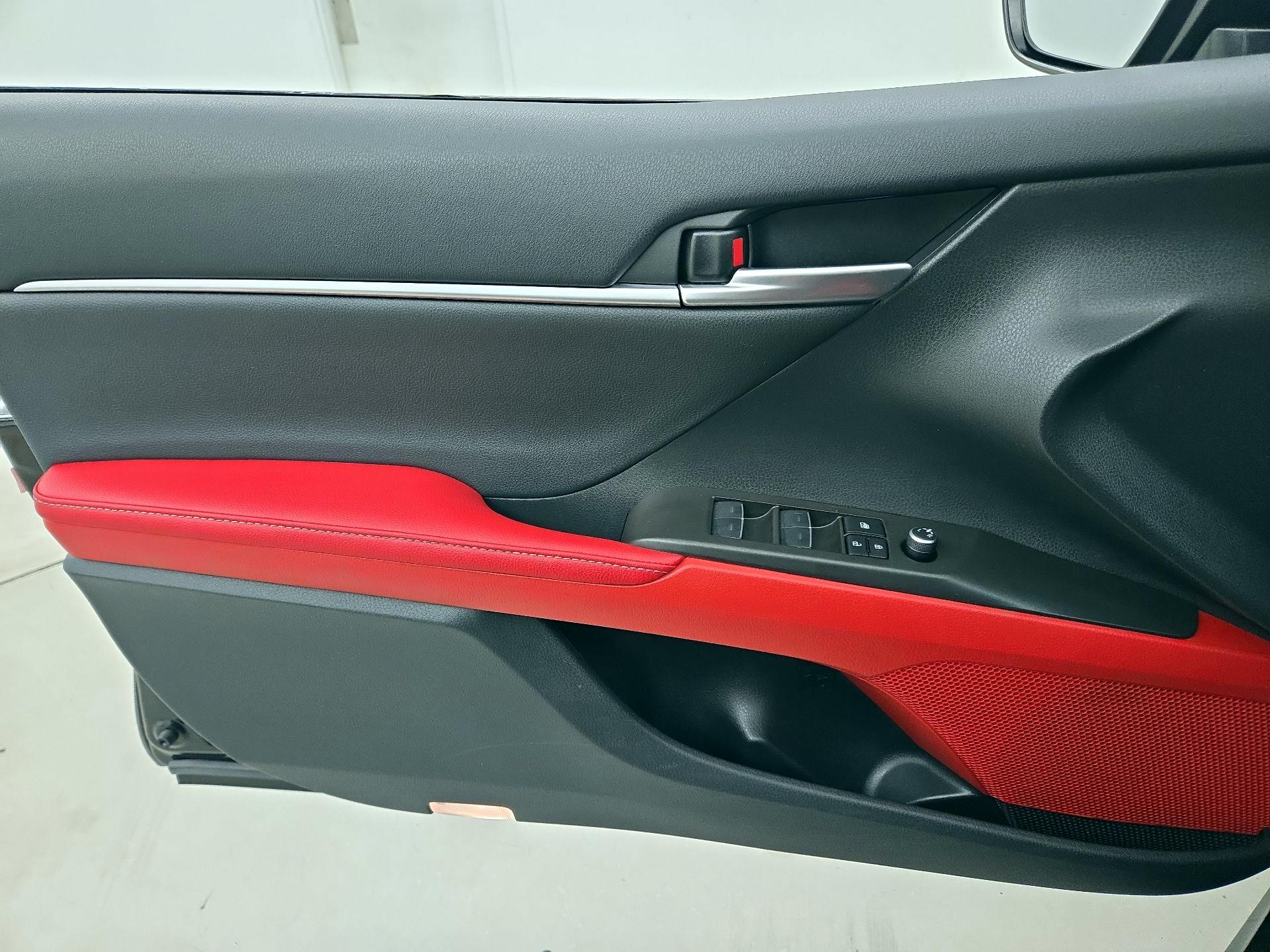 Thumbnail: 2023 Toyota Camry - 12