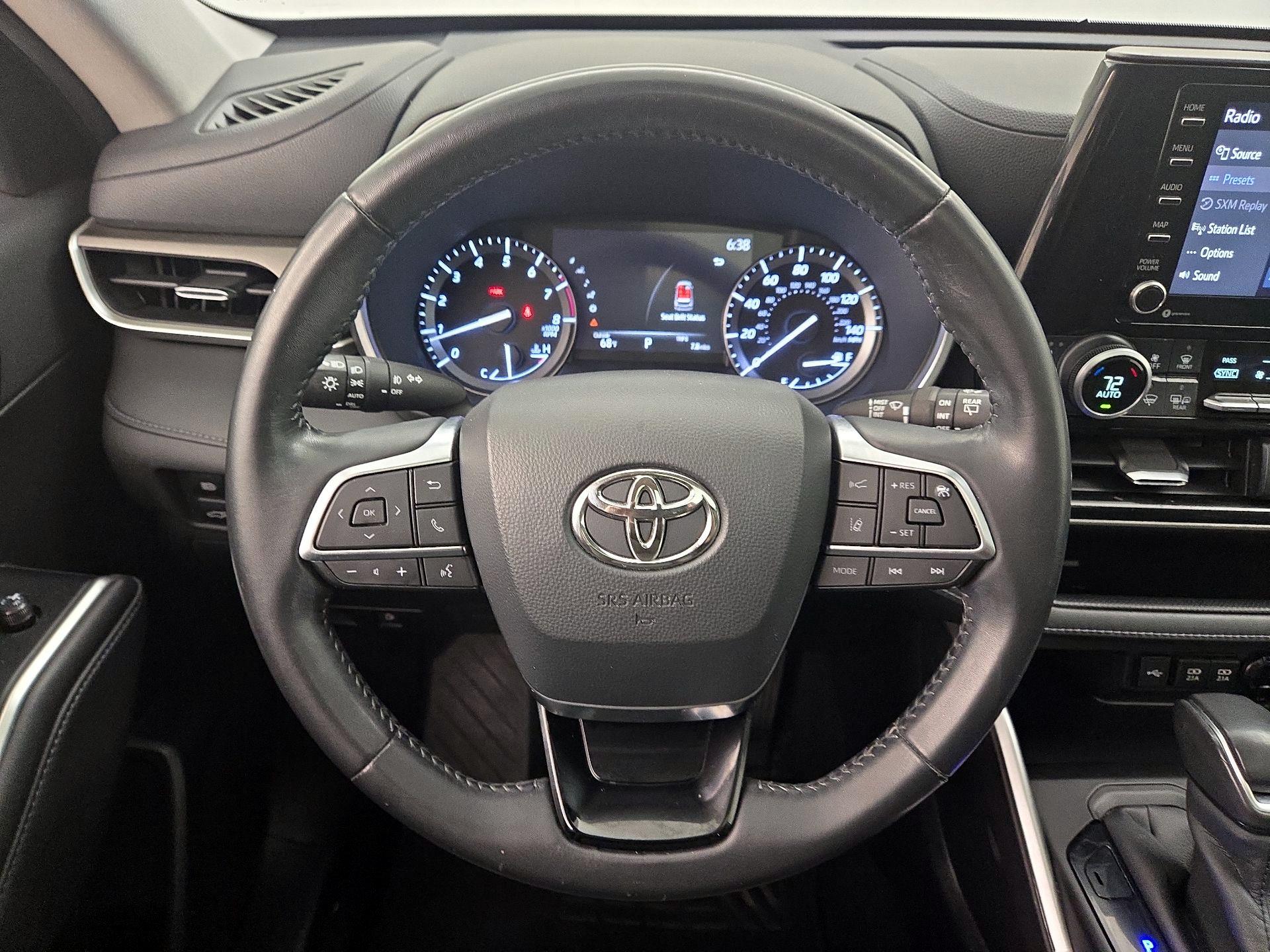 Thumbnail: 2020 Toyota Highlander - 10