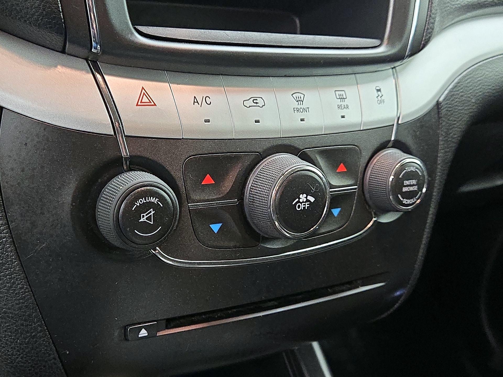 Thumbnail: 2018 Dodge Journey - 16