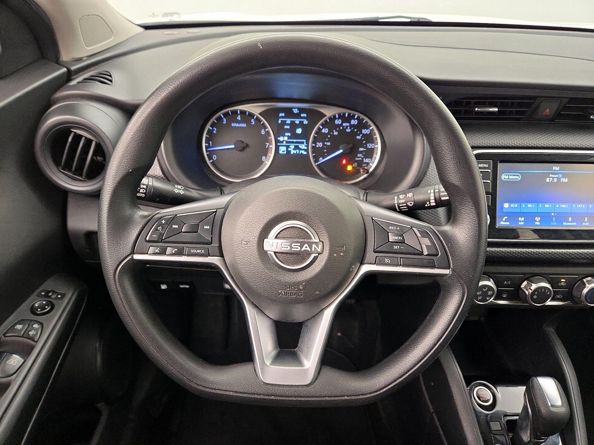 Thumbnail: 2022 Nissan Kicks - 10