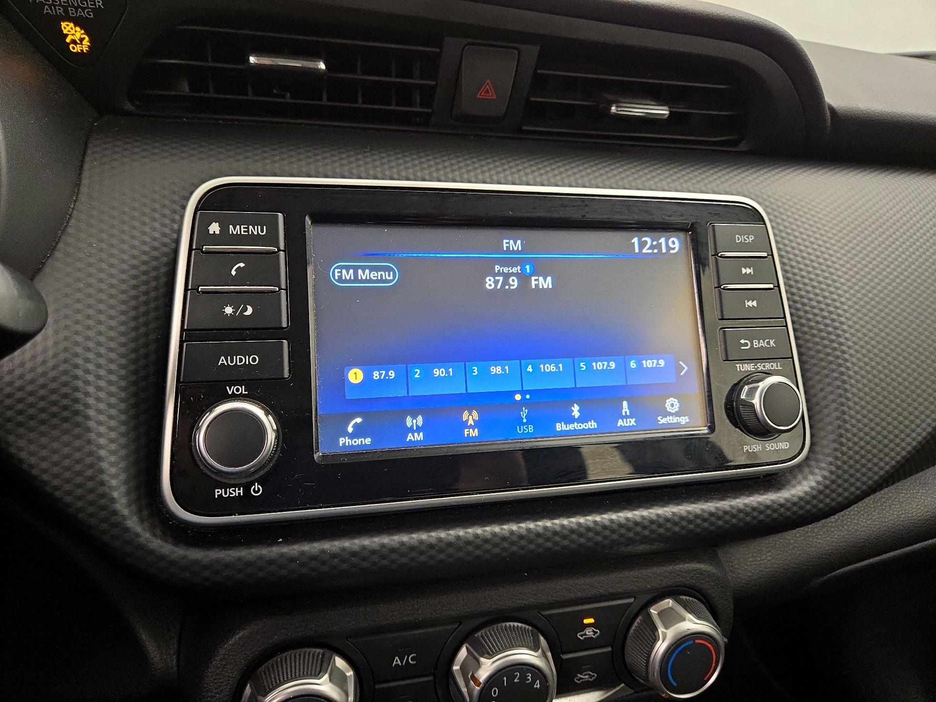 Thumbnail: 2022 Nissan Kicks - 15