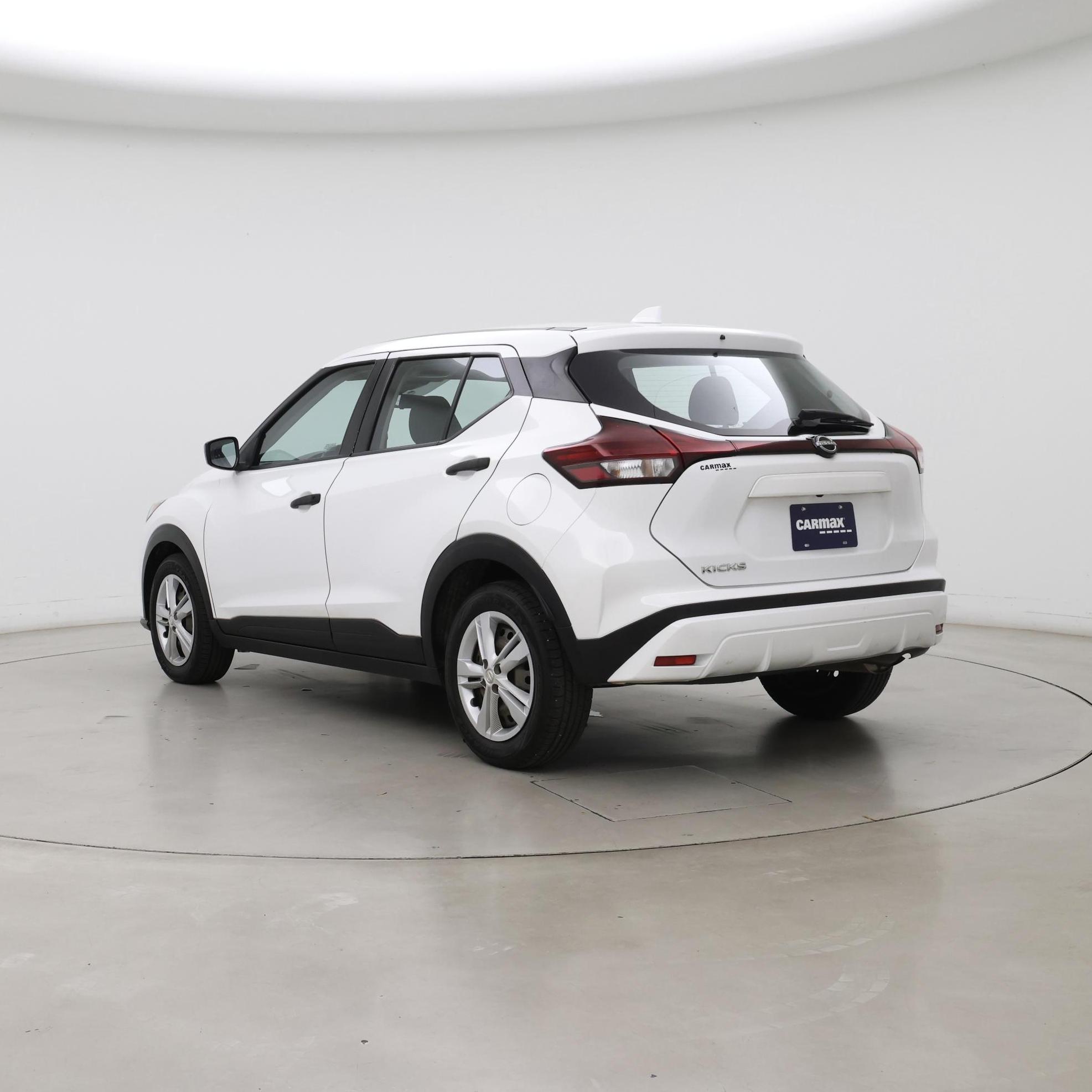 Thumbnail: 2022 Nissan Kicks - 2