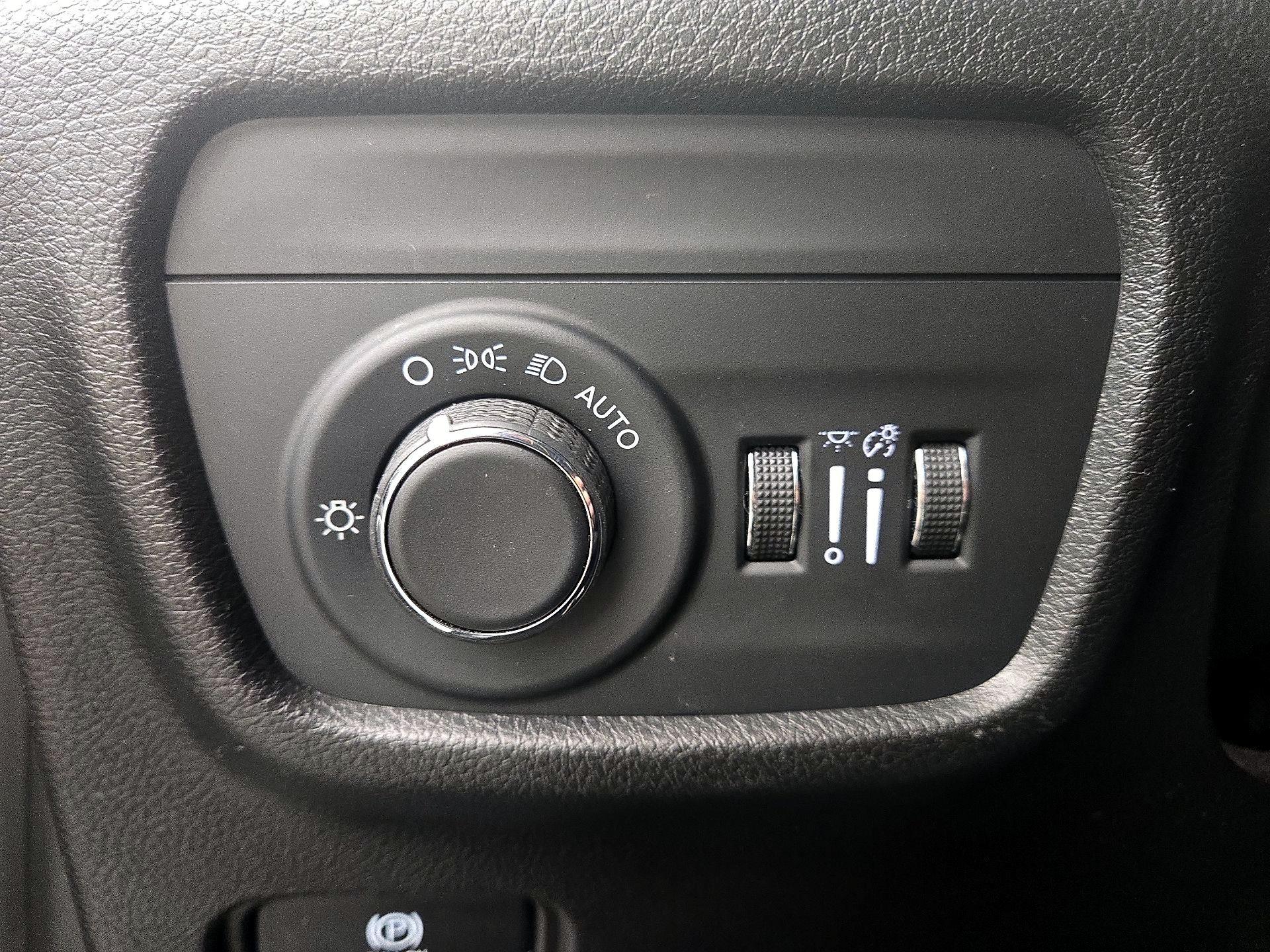 Thumbnail: 2022 Jeep Grand Cherokee L - 13