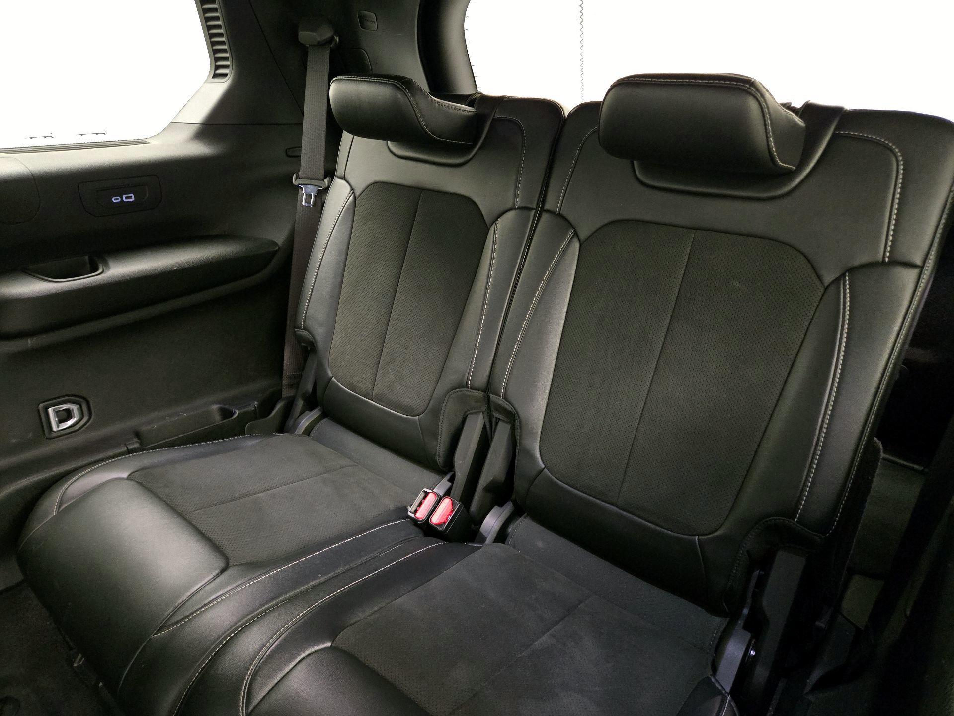 Thumbnail: 2022 Jeep Grand Cherokee L - 20