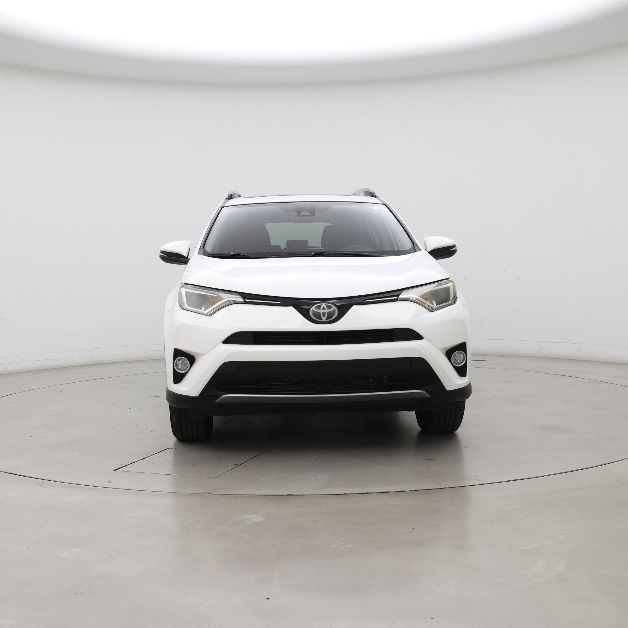 Thumbnail: 2017 Toyota RAV4 - 5