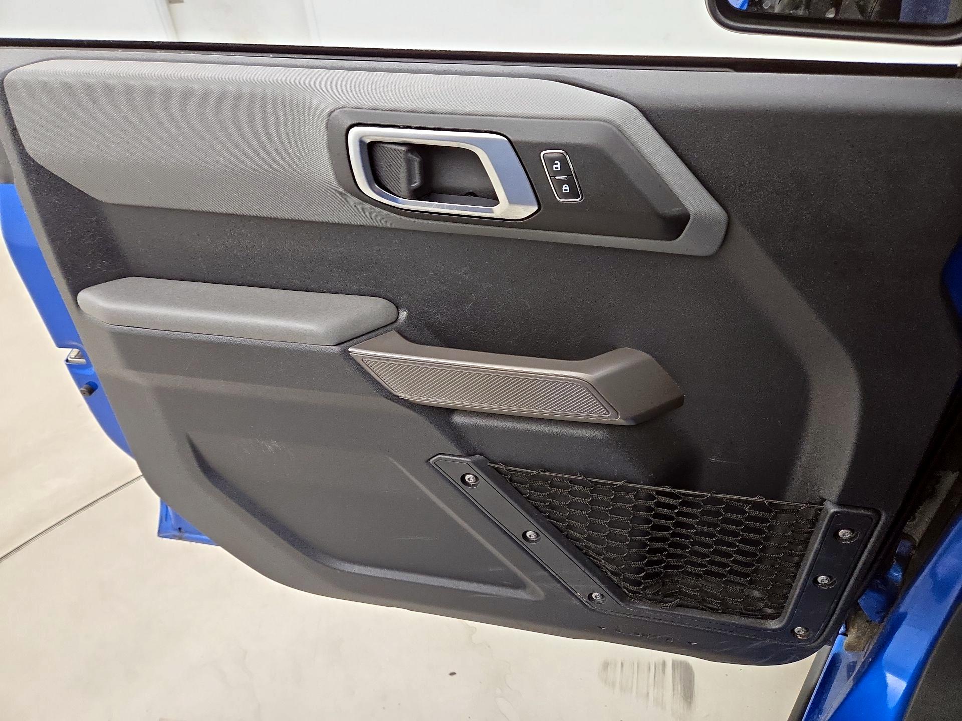 Thumbnail: 2022 Ford Bronco - 12